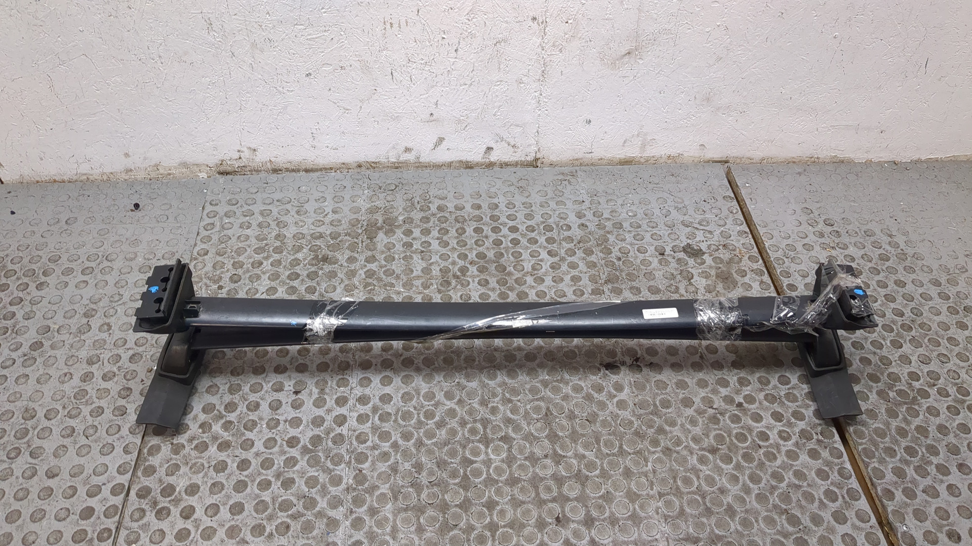 Рейлинги (релинг) к-кт (планки на крышу)