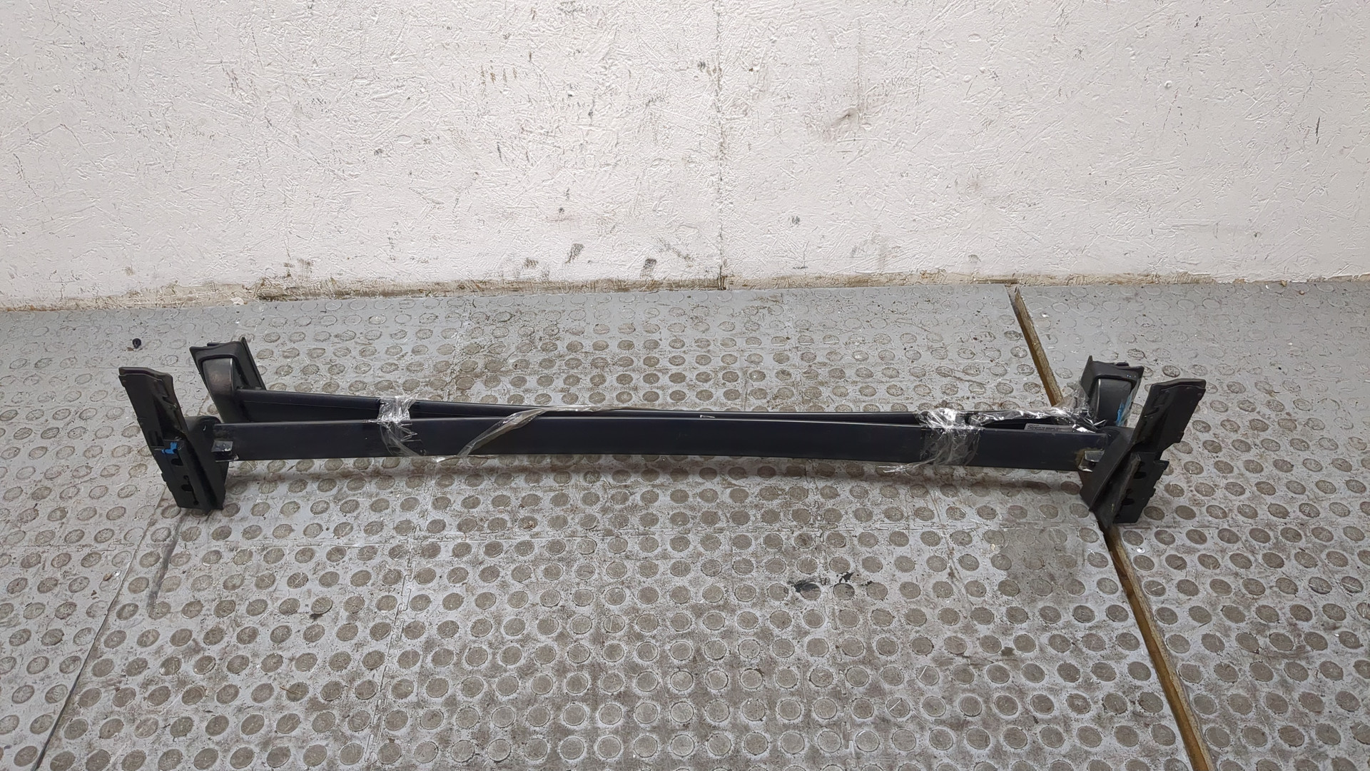 Рейлинги (релинг) к-кт (планки на крышу)