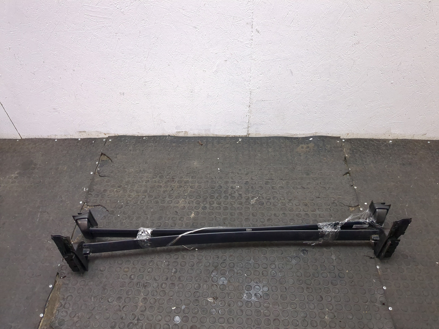 Рейлинги (релинг) к-кт (планки на крышу)