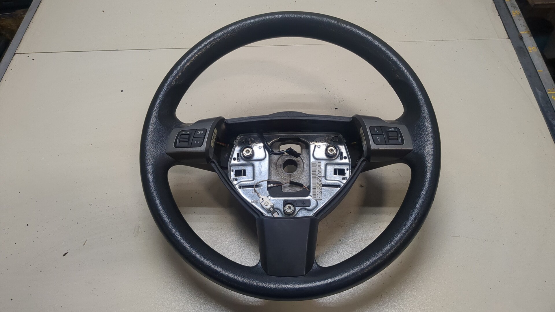 Рулевое колесо (руль)