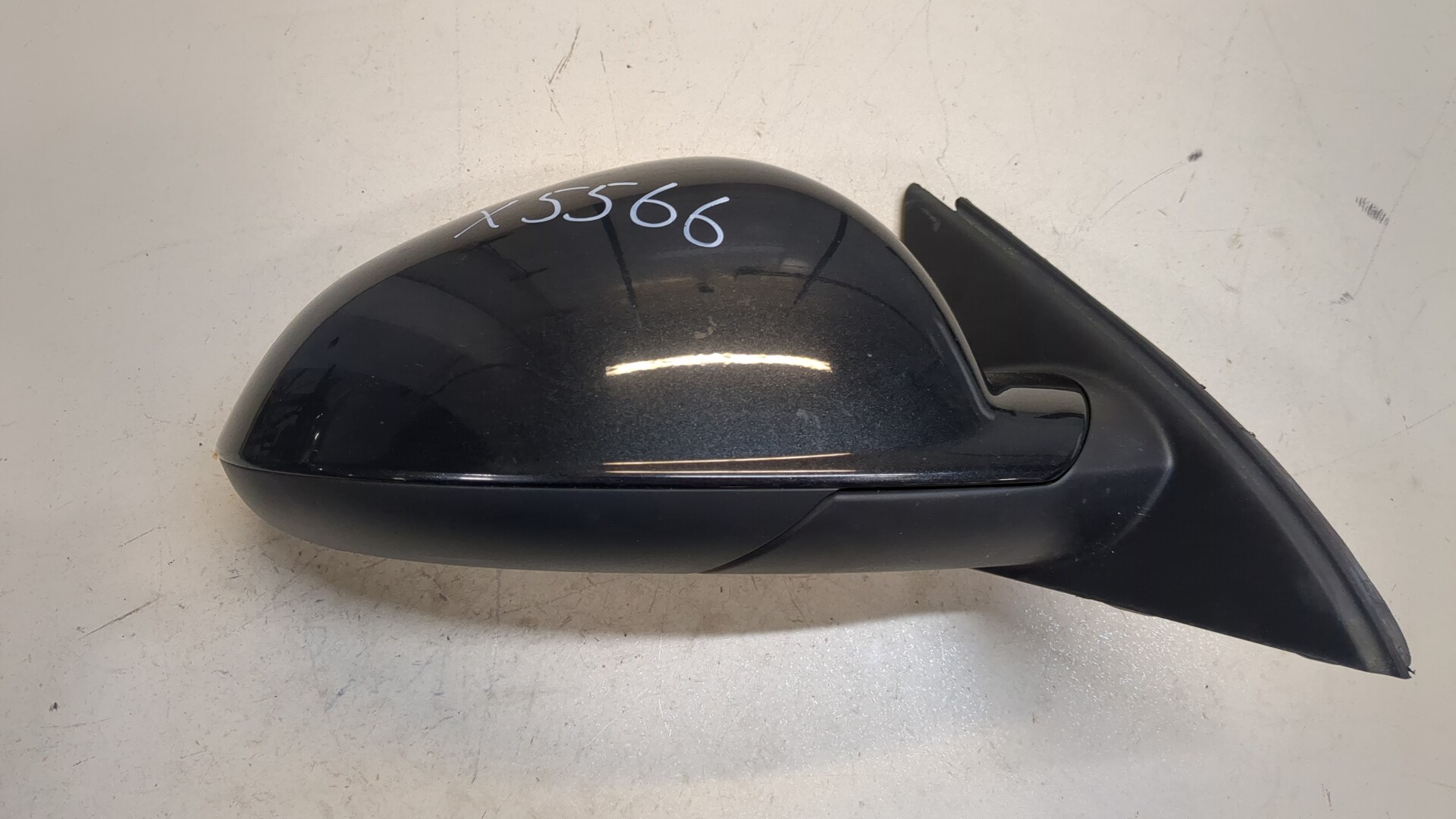 Зеркало правое электрическое