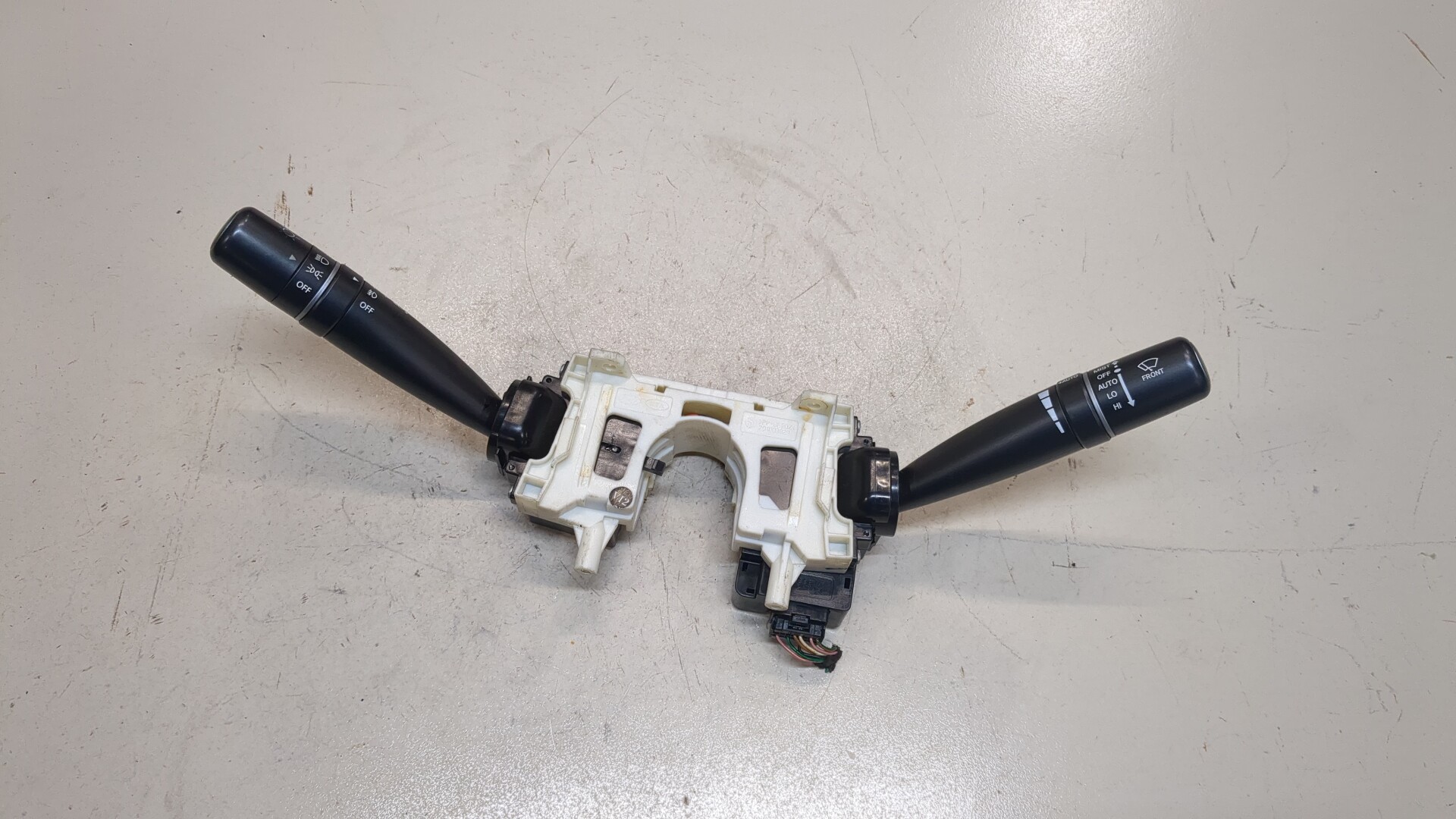 Переключатель подрулевой для Equus VI 2009-2017