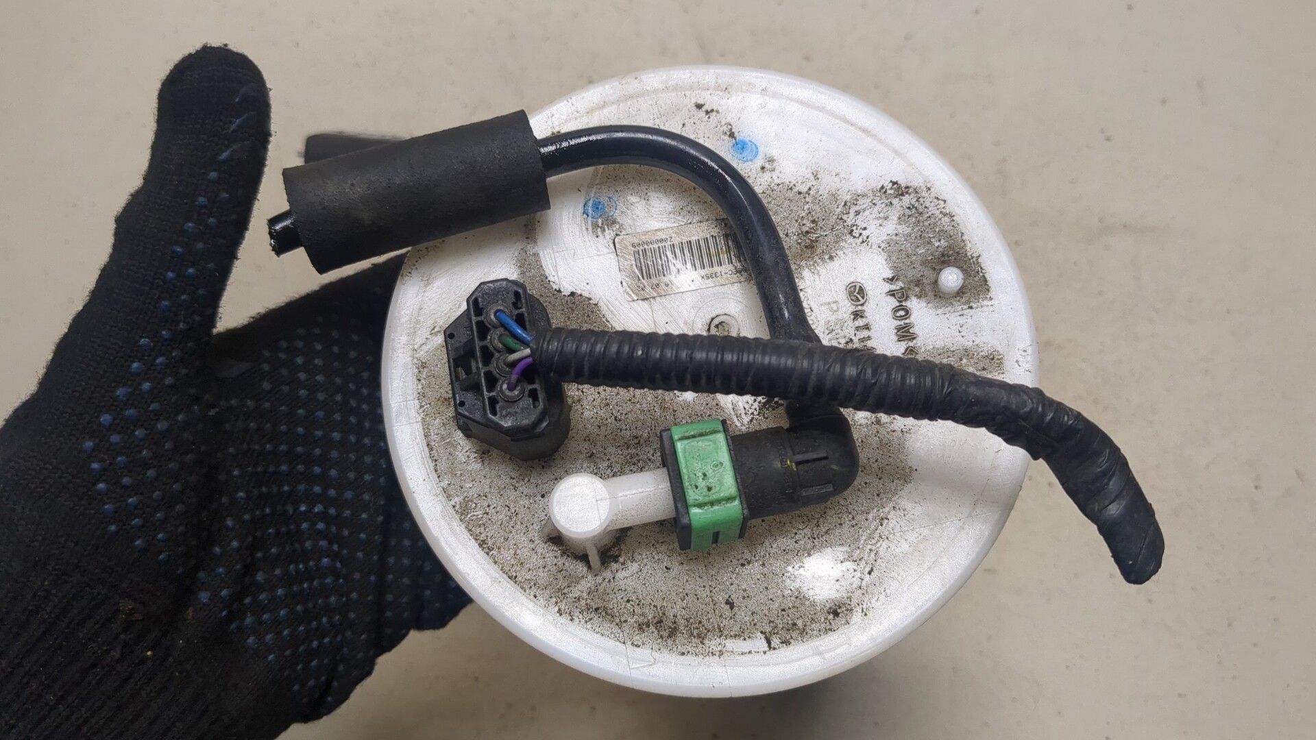 Насос топливный электрический