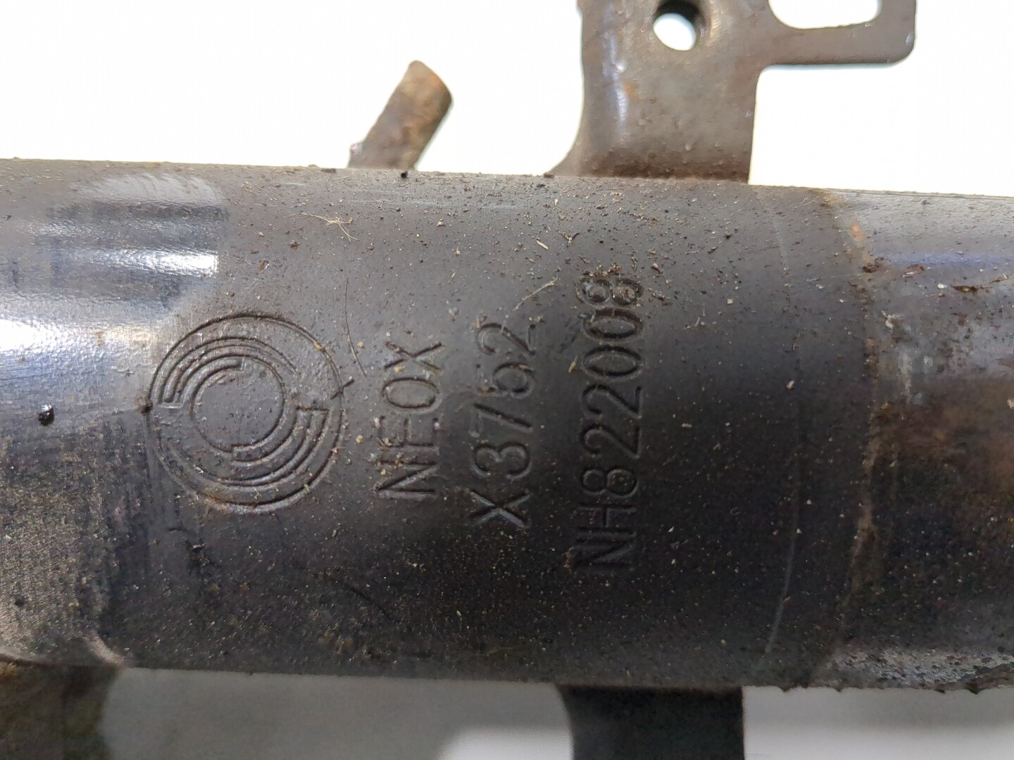 Амортизатор задний левый