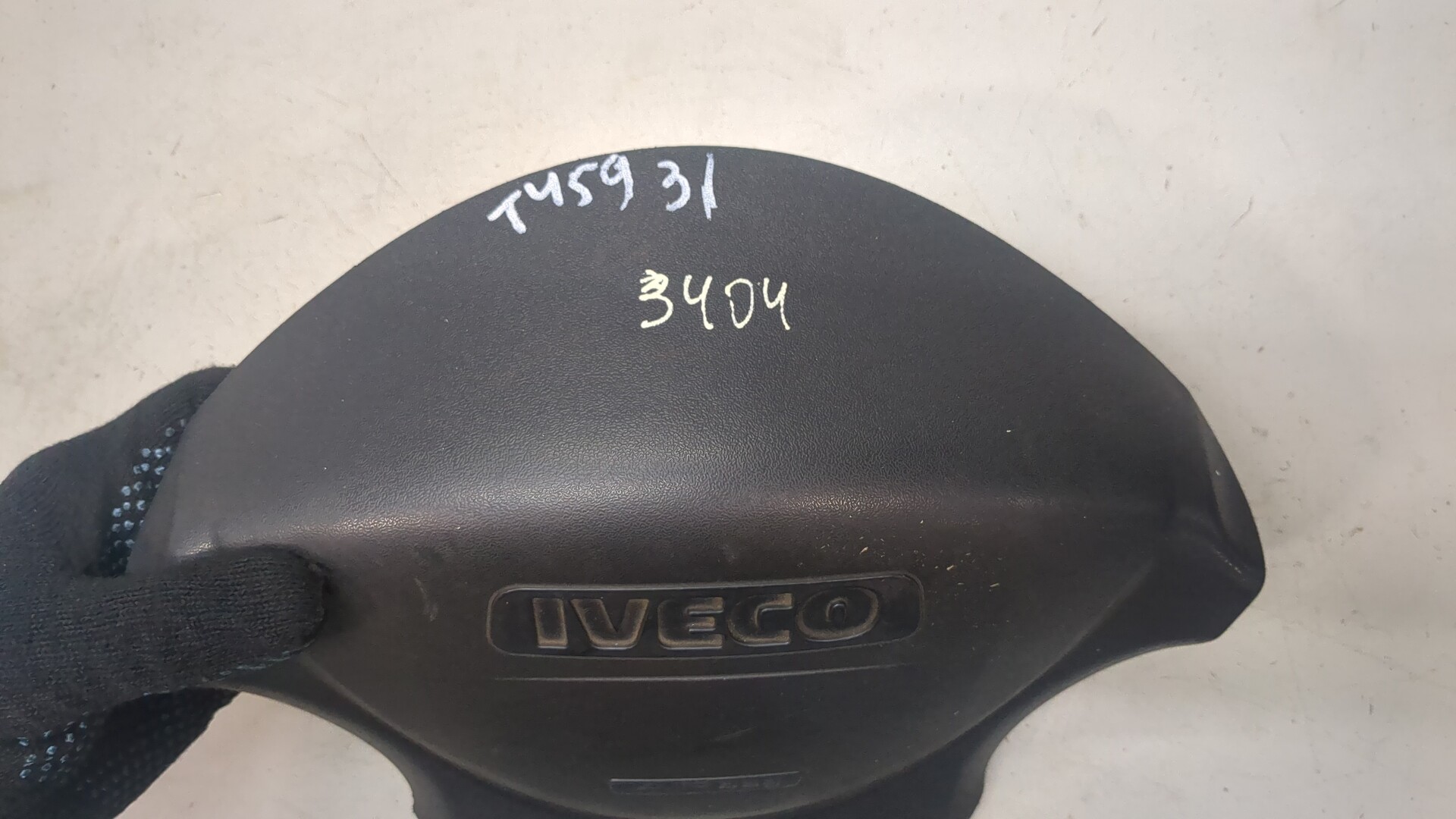 Подушка безопасности в рулевое колесо