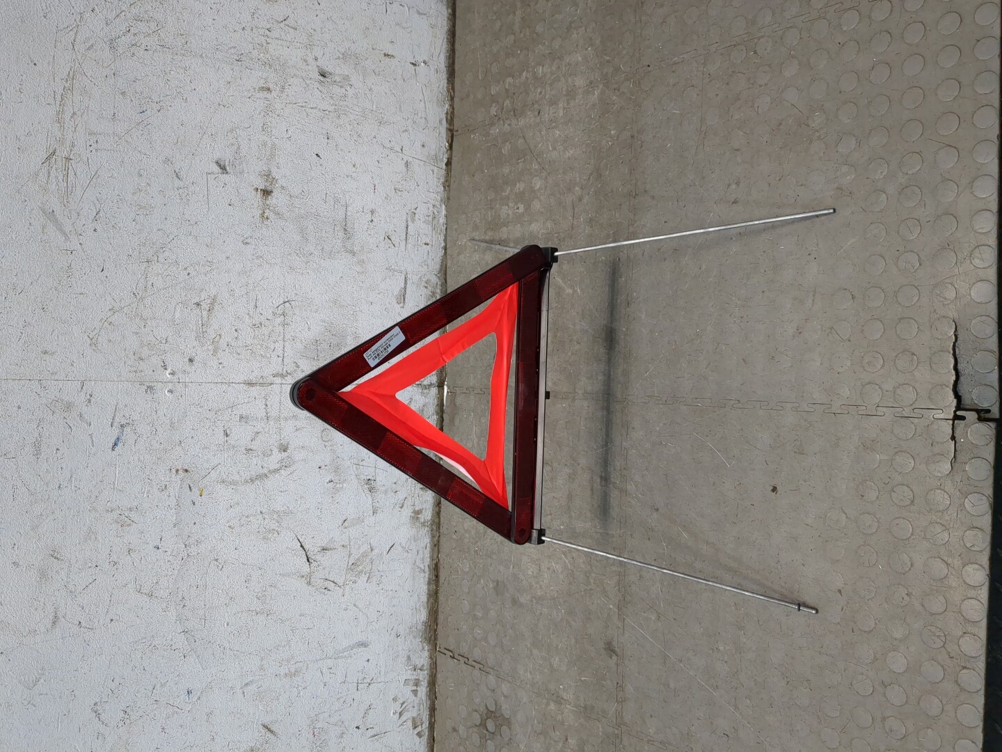 Знак аварийной остановки