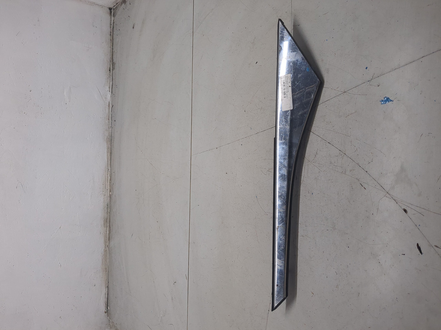 Накладка заднего крыла левого