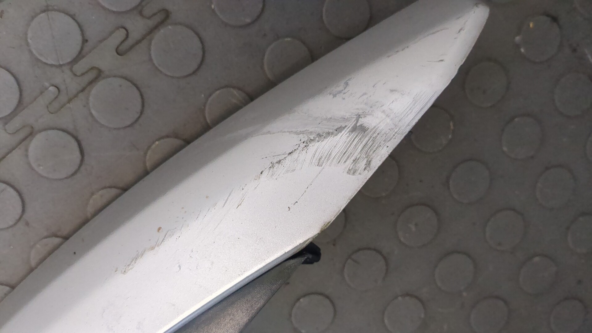 Рейлинг (релинг) правый (планка на крышу)