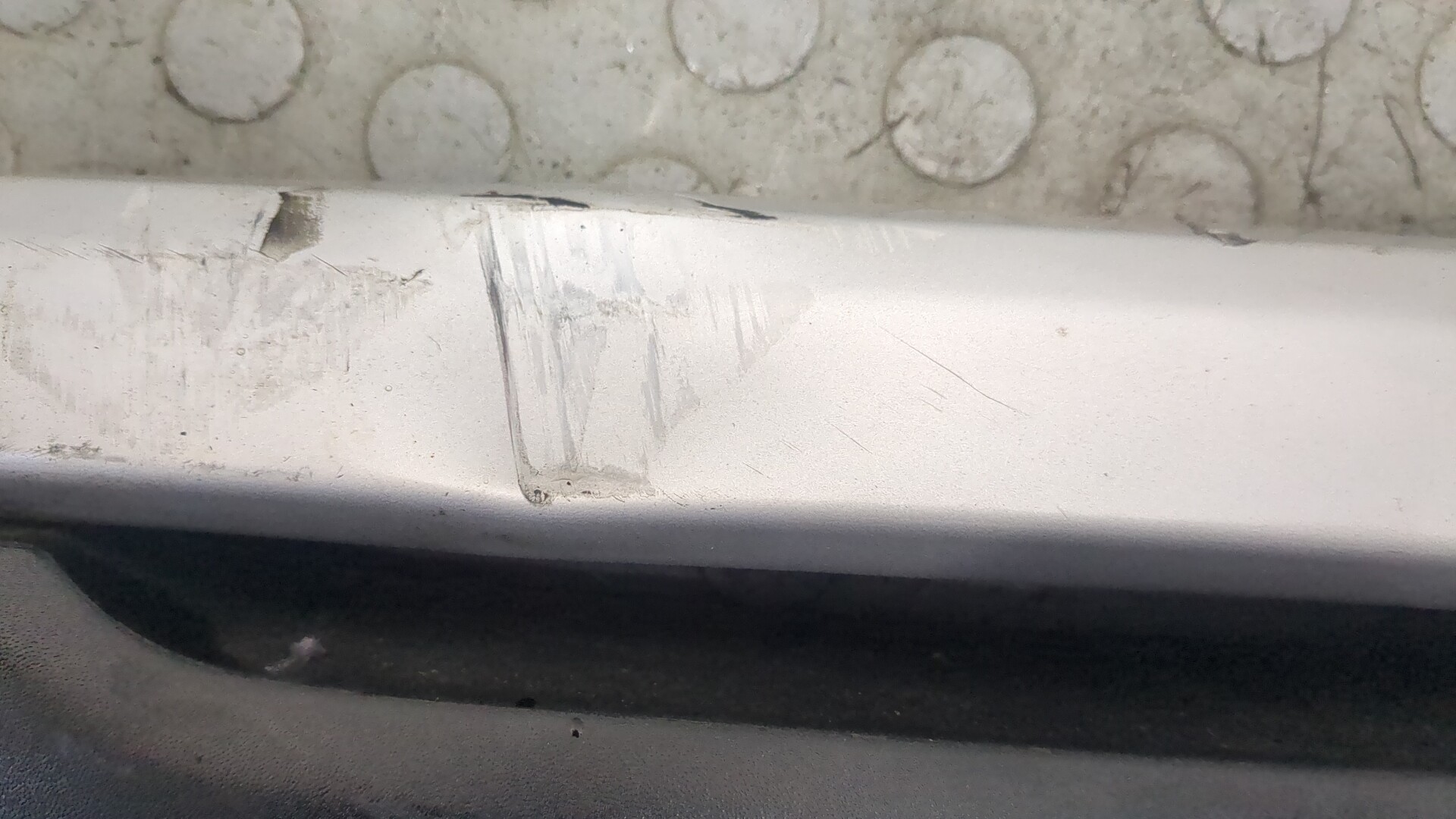 Рейлинг (релинг) правый (планка на крышу)