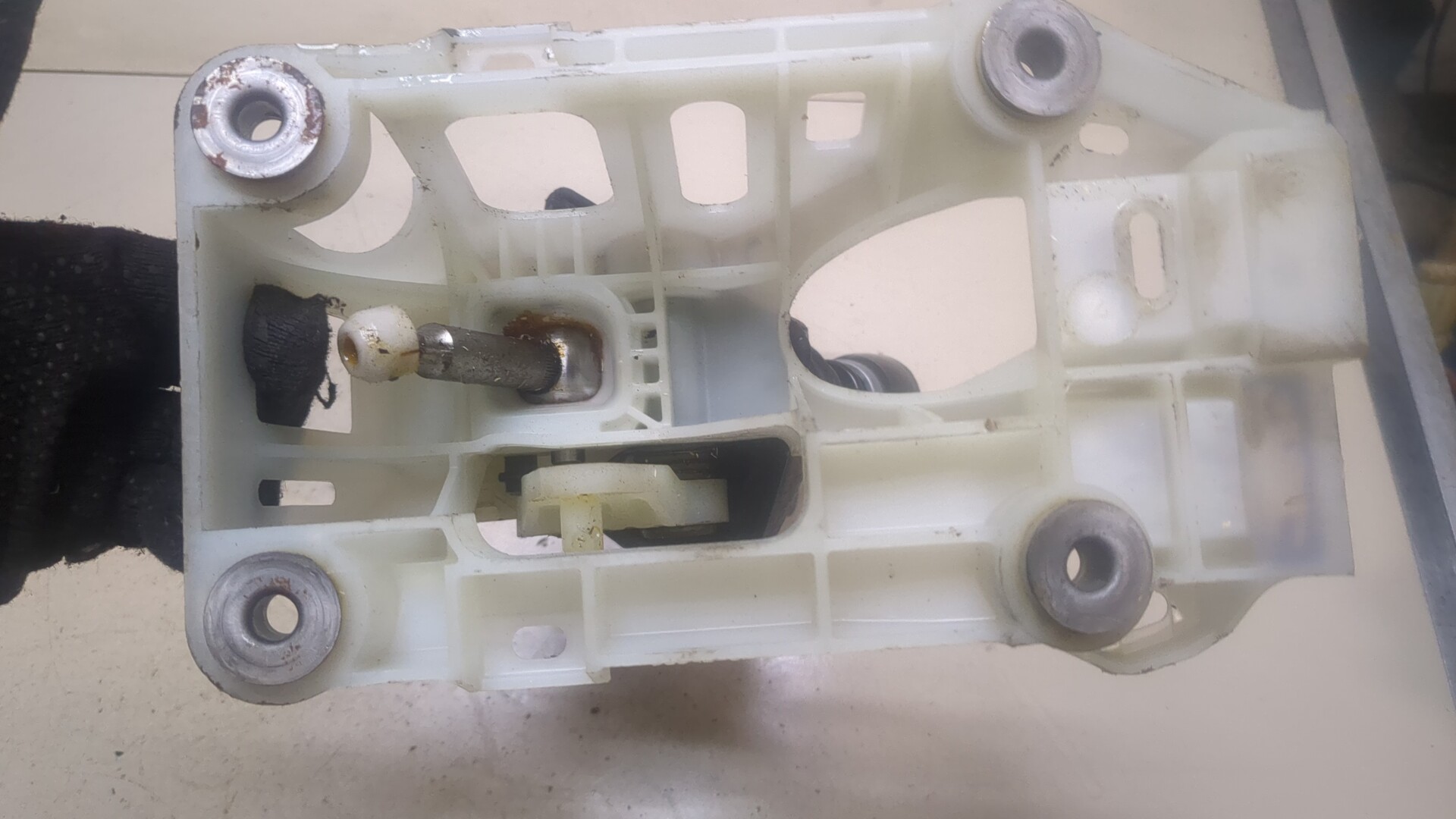 Кулиса МКПП / АКПП