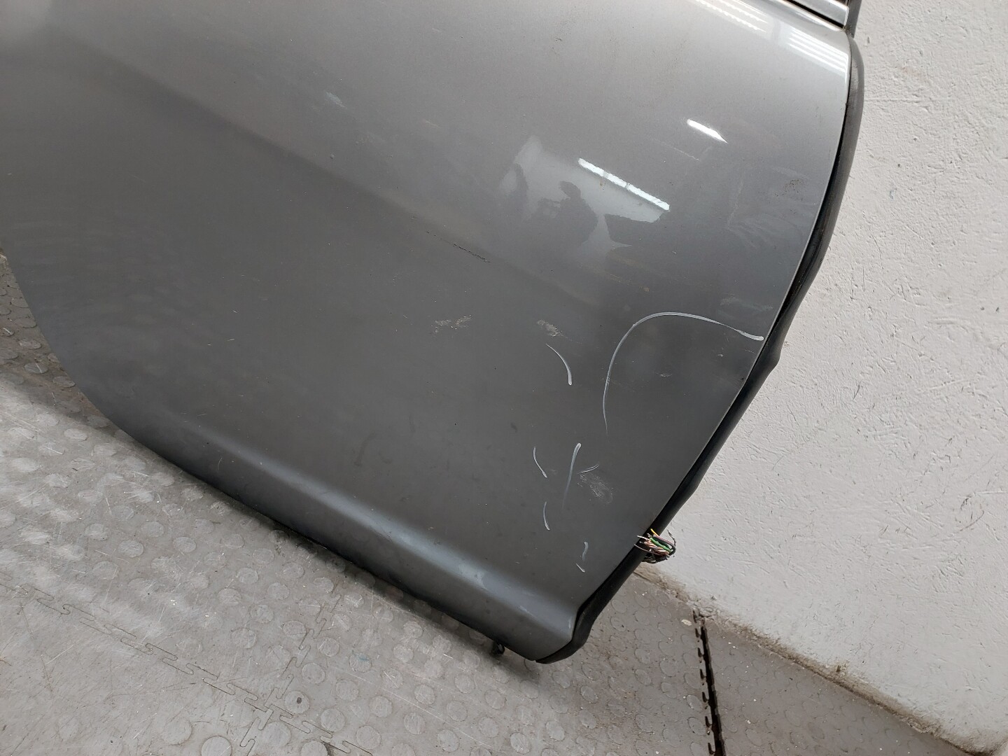 Дверь задняя правая