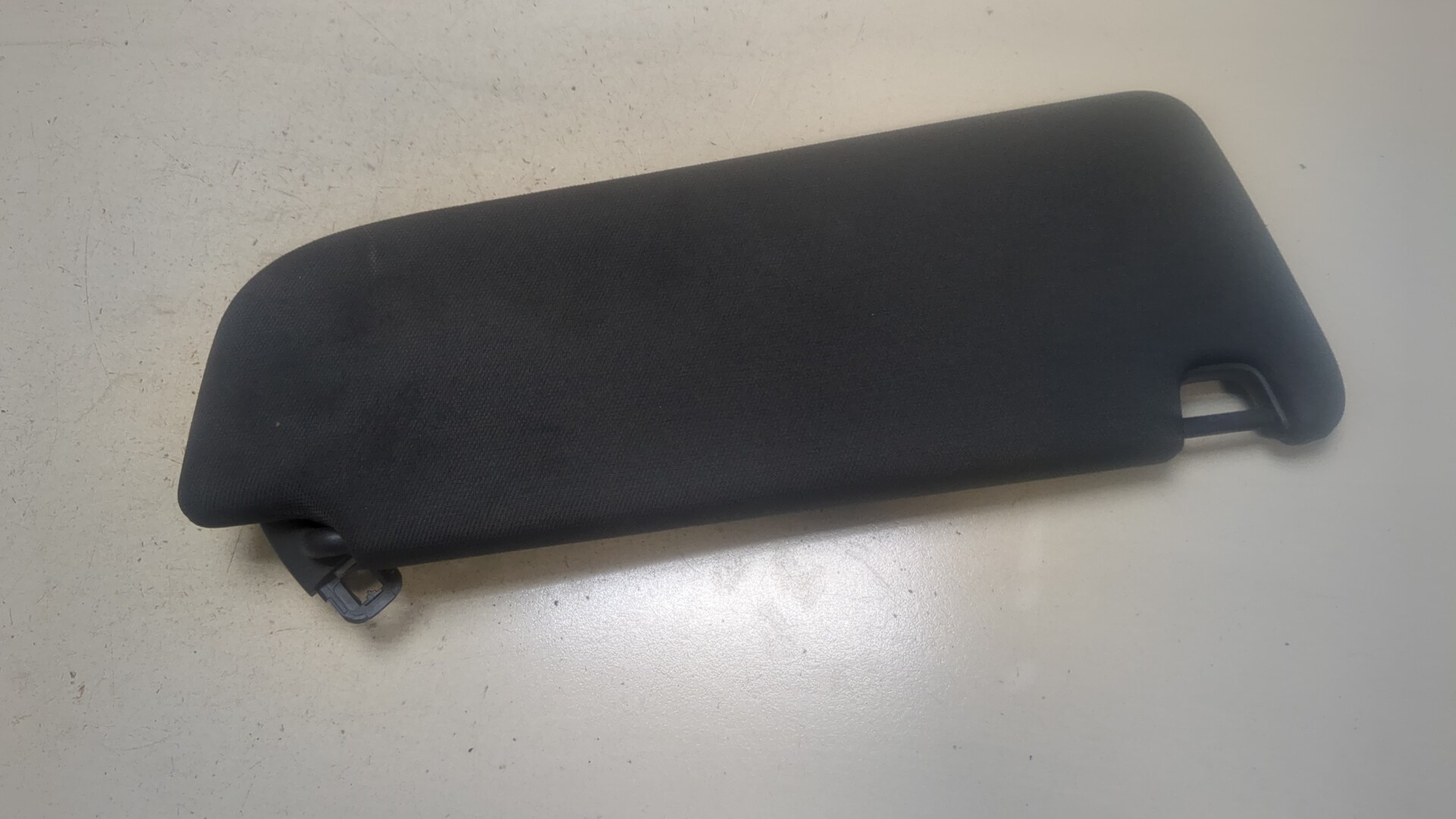 Козырек солнцезащитный