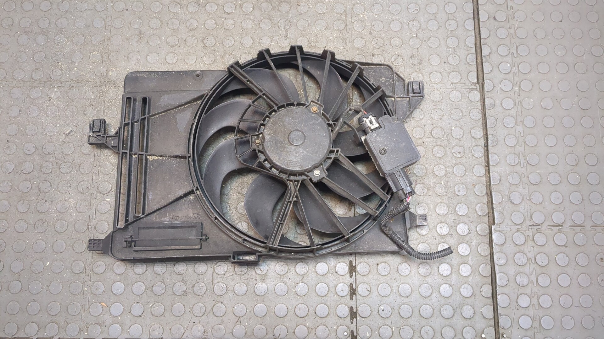 Вентилятор радиатора