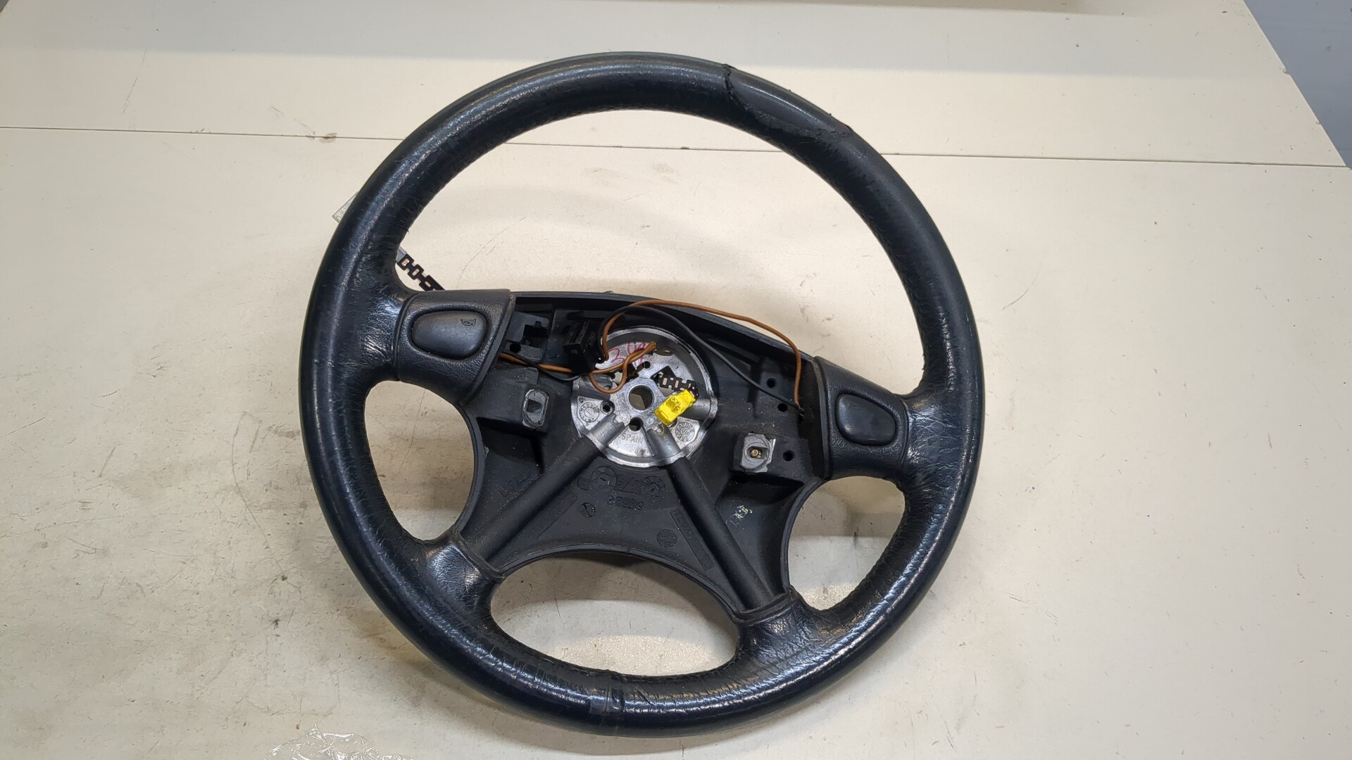 Рулевое колесо (руль)