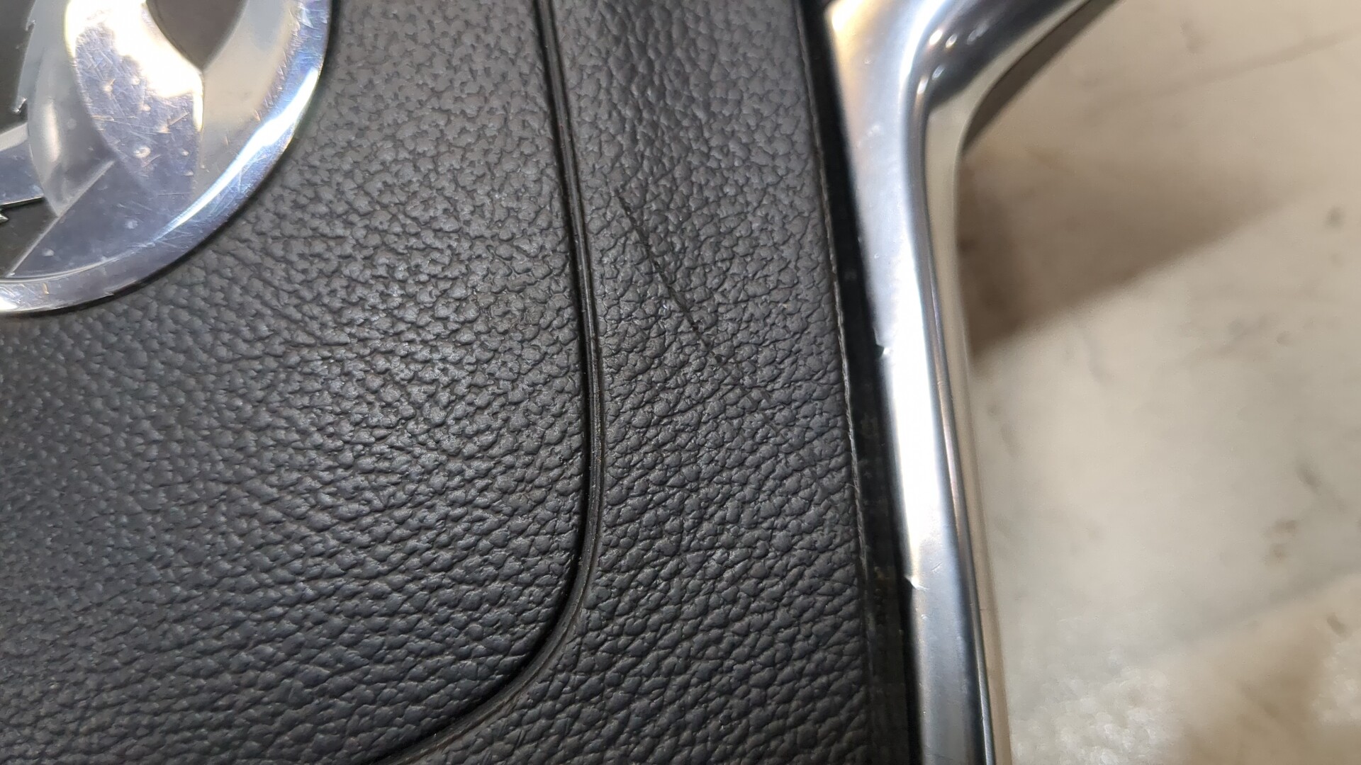 Рулевое колесо (руль)