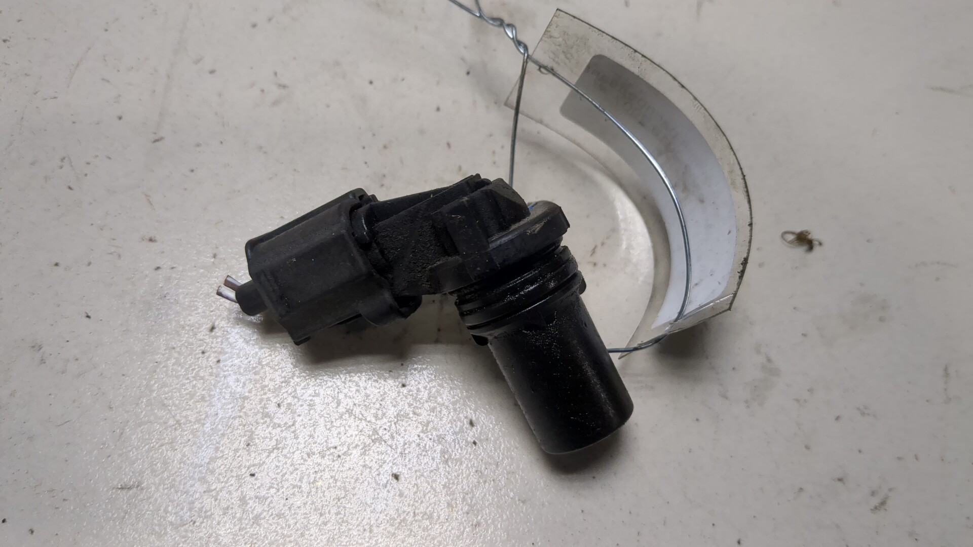 Датчик положения распредвала