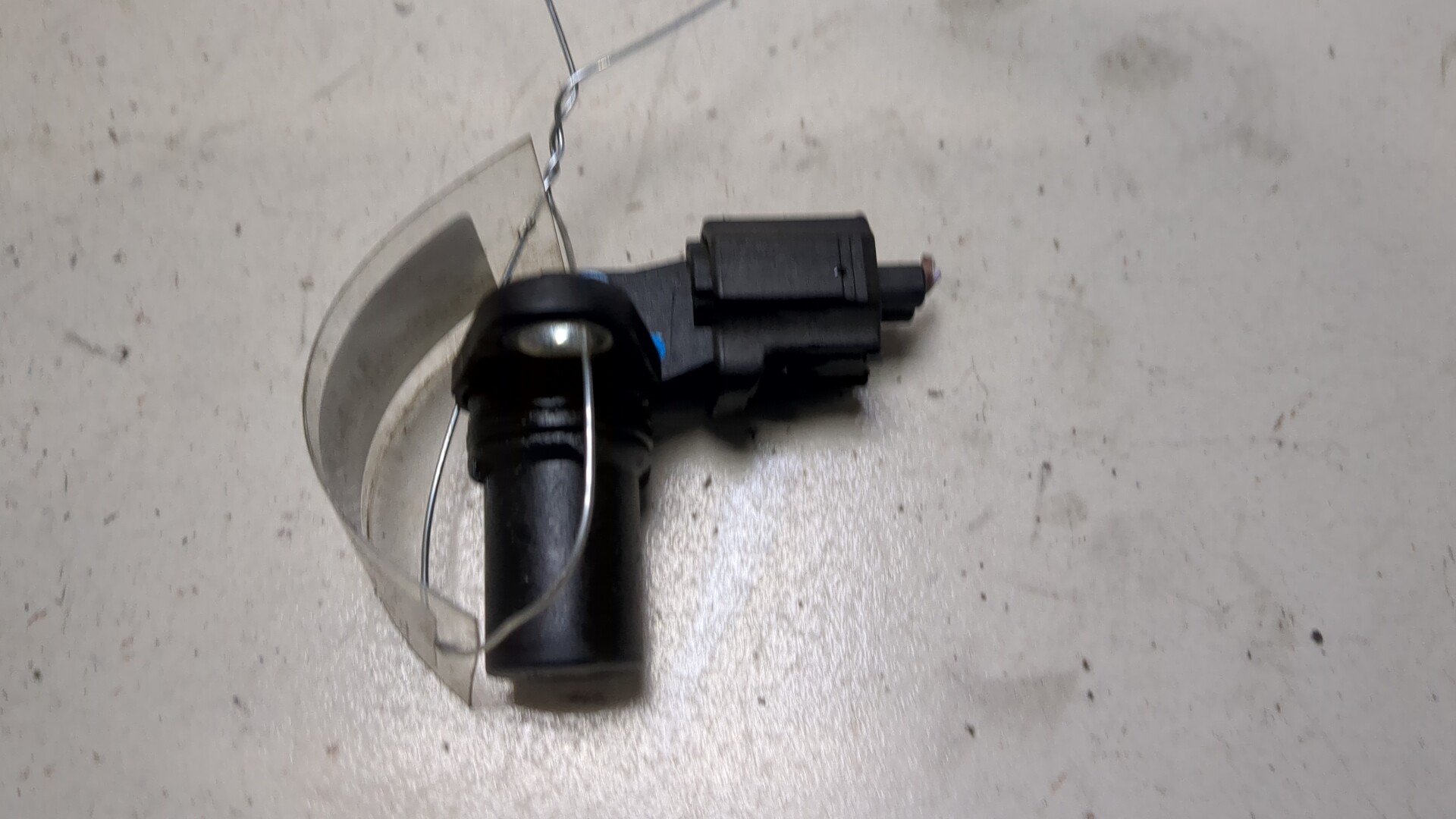 Датчик положения распредвала