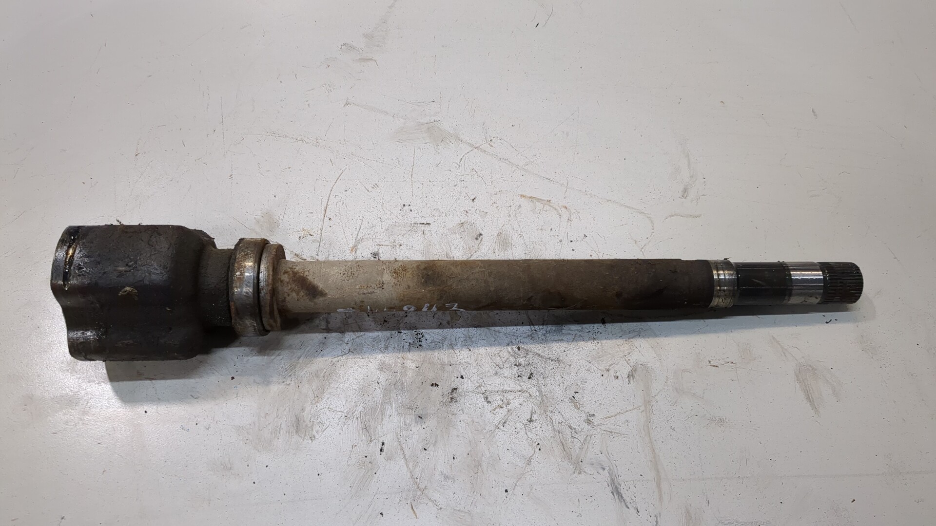 Полуось передняя правая