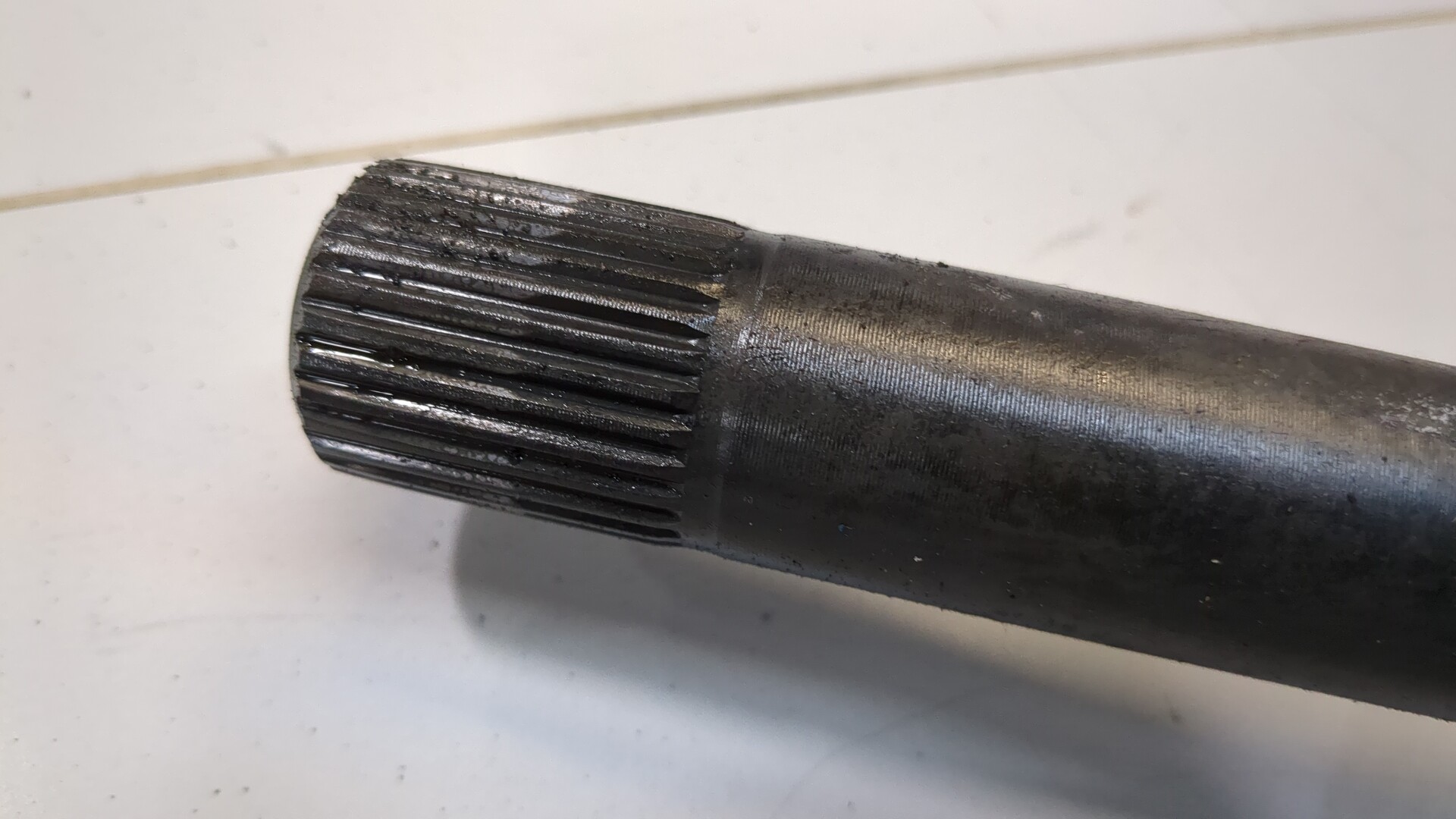 Полуось передняя правая