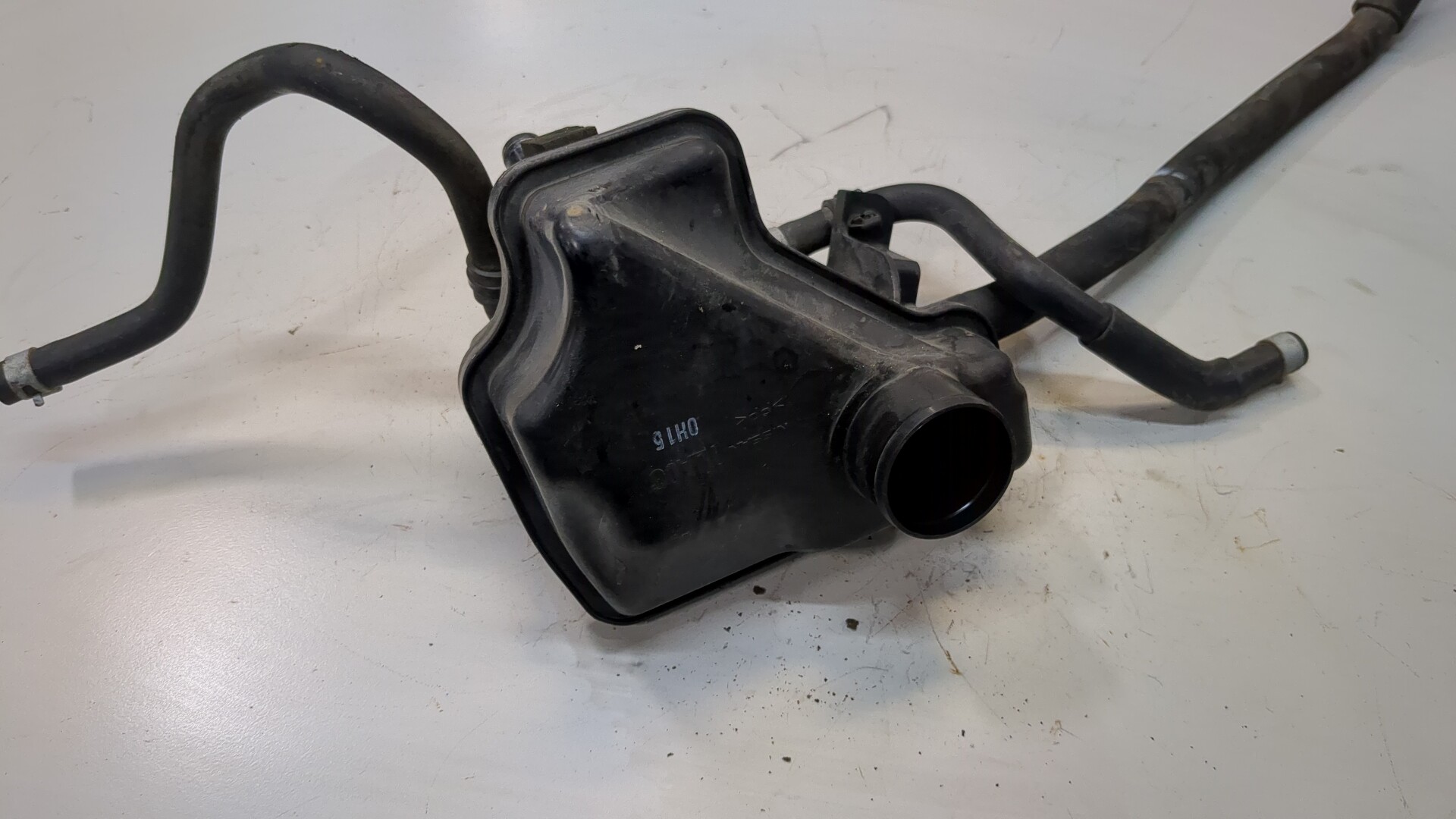 Резонатор воздушного фильтра