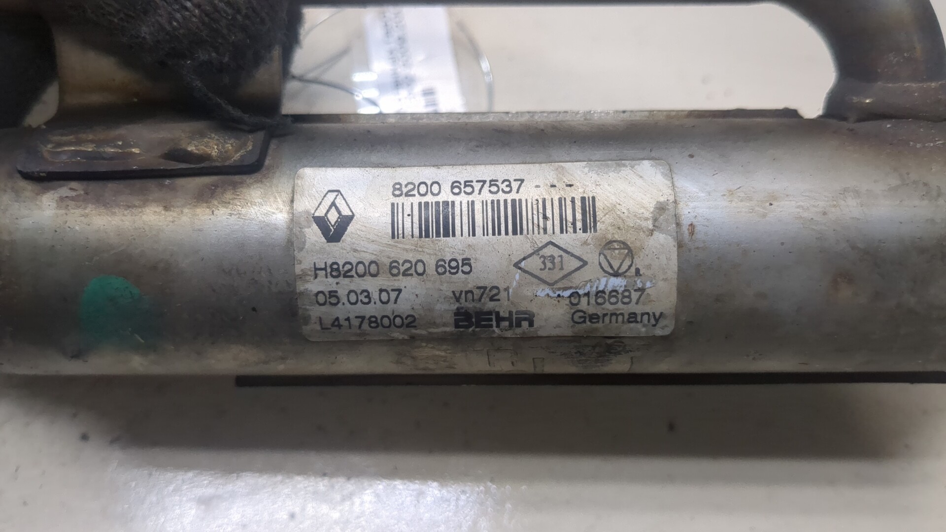 Тройник вентиляции картерных газов