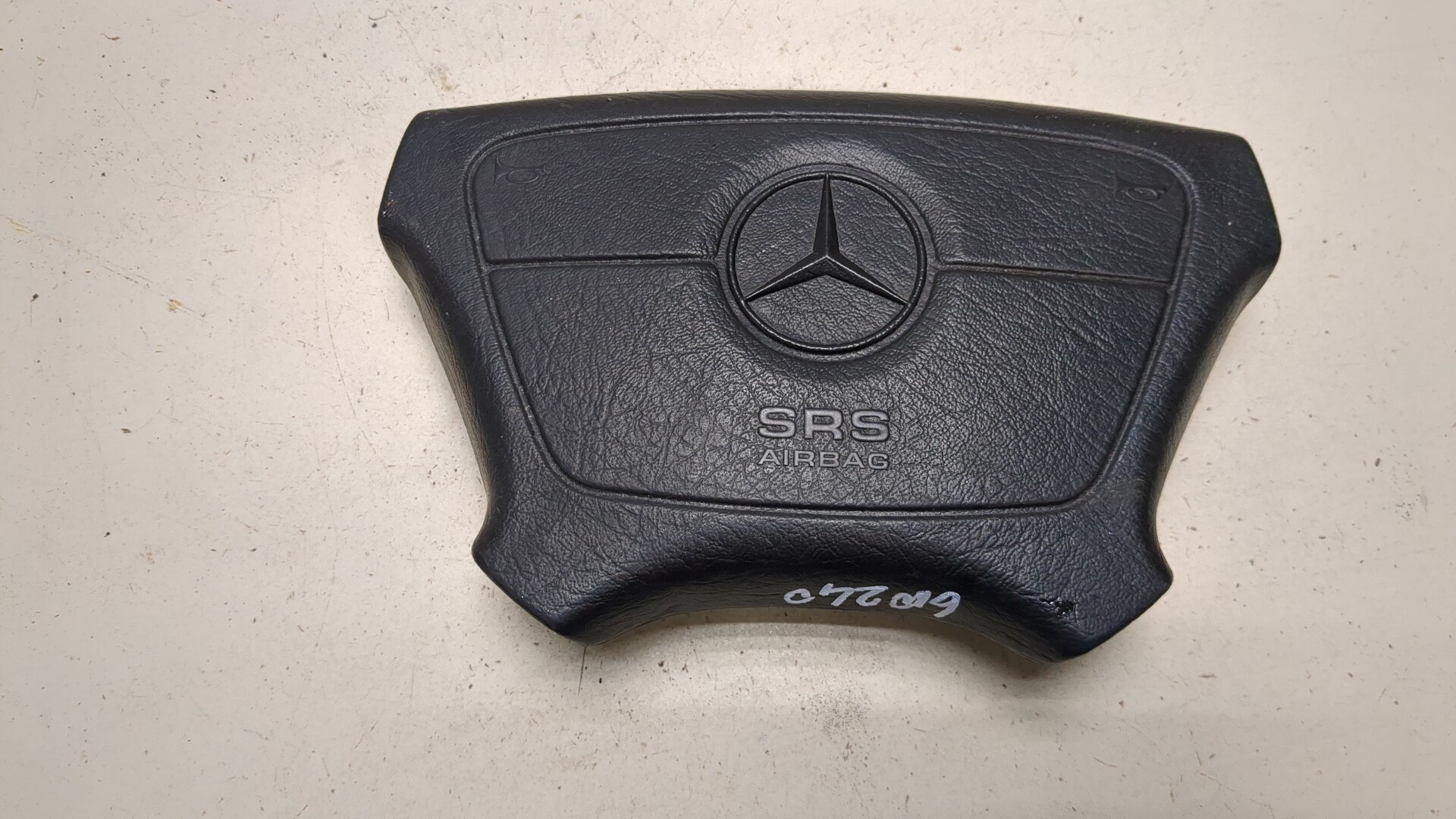 Подушка безопасности в рулевое колесо