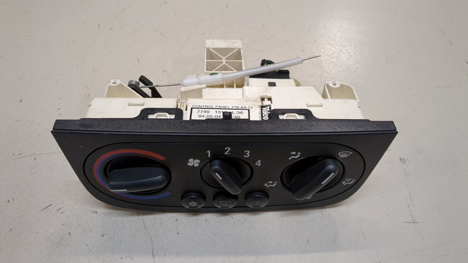 Переключатель отопителя