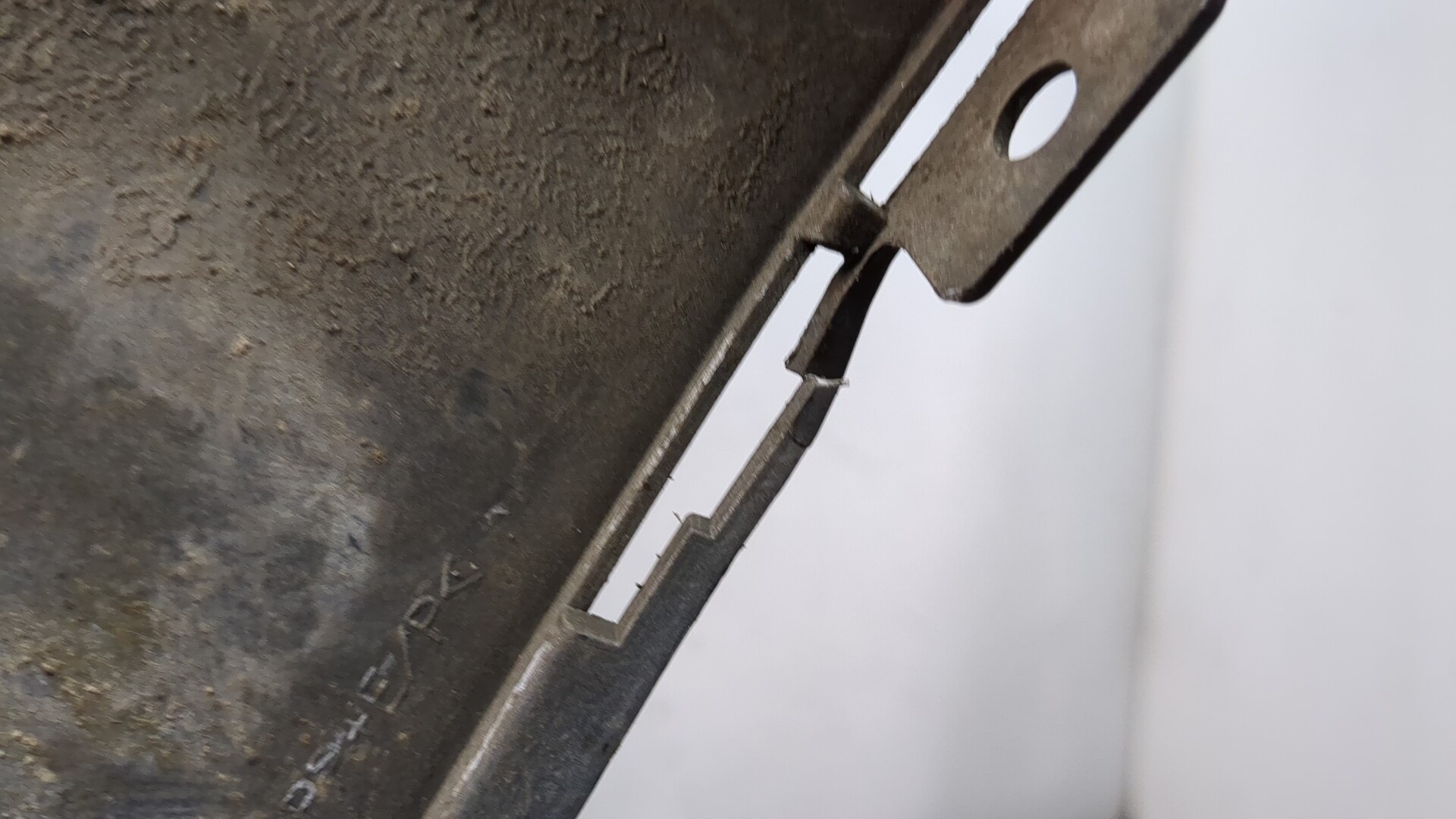 Накладка заднего бампера левая