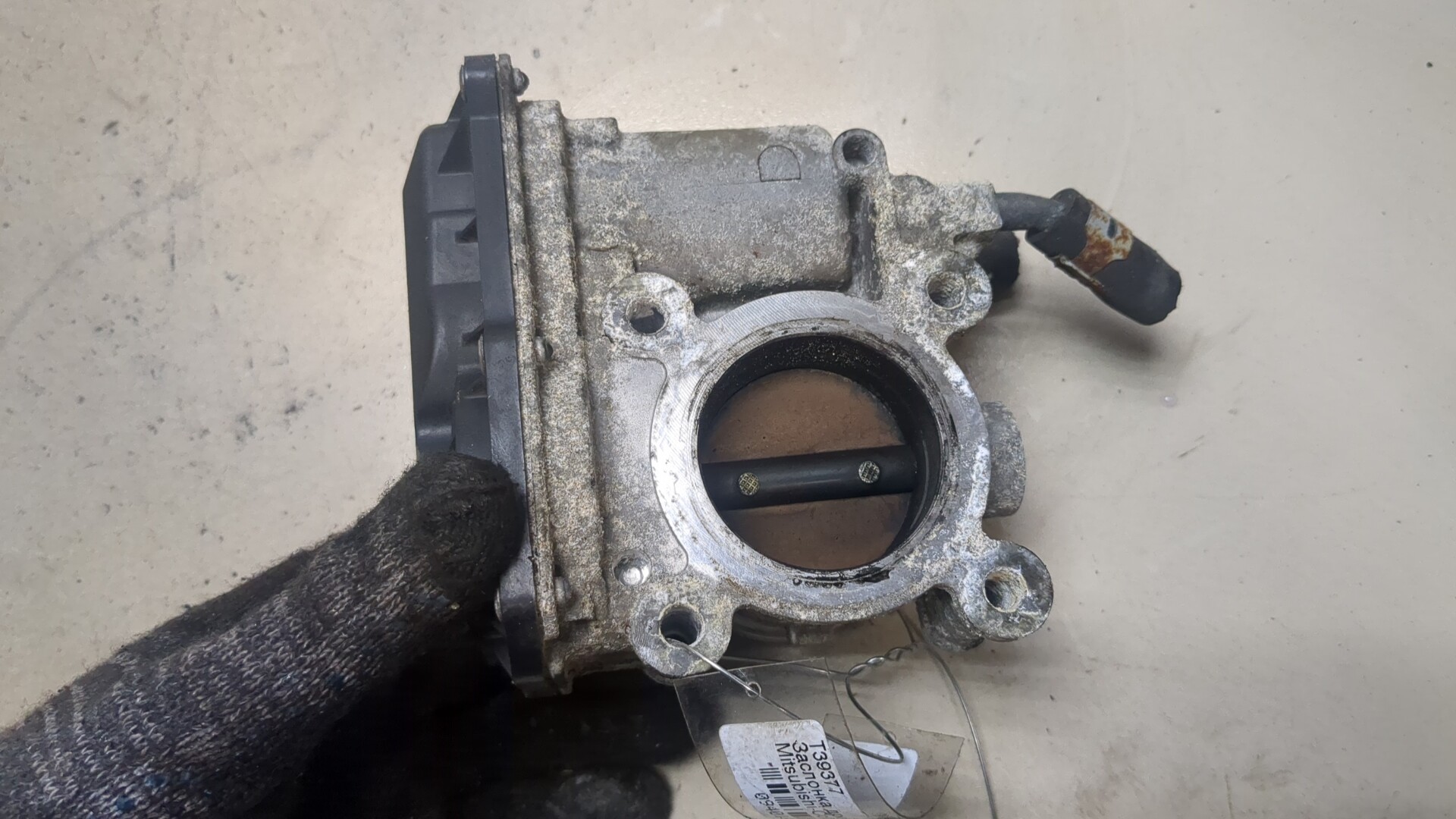 Заслонка дроссельная электрическая