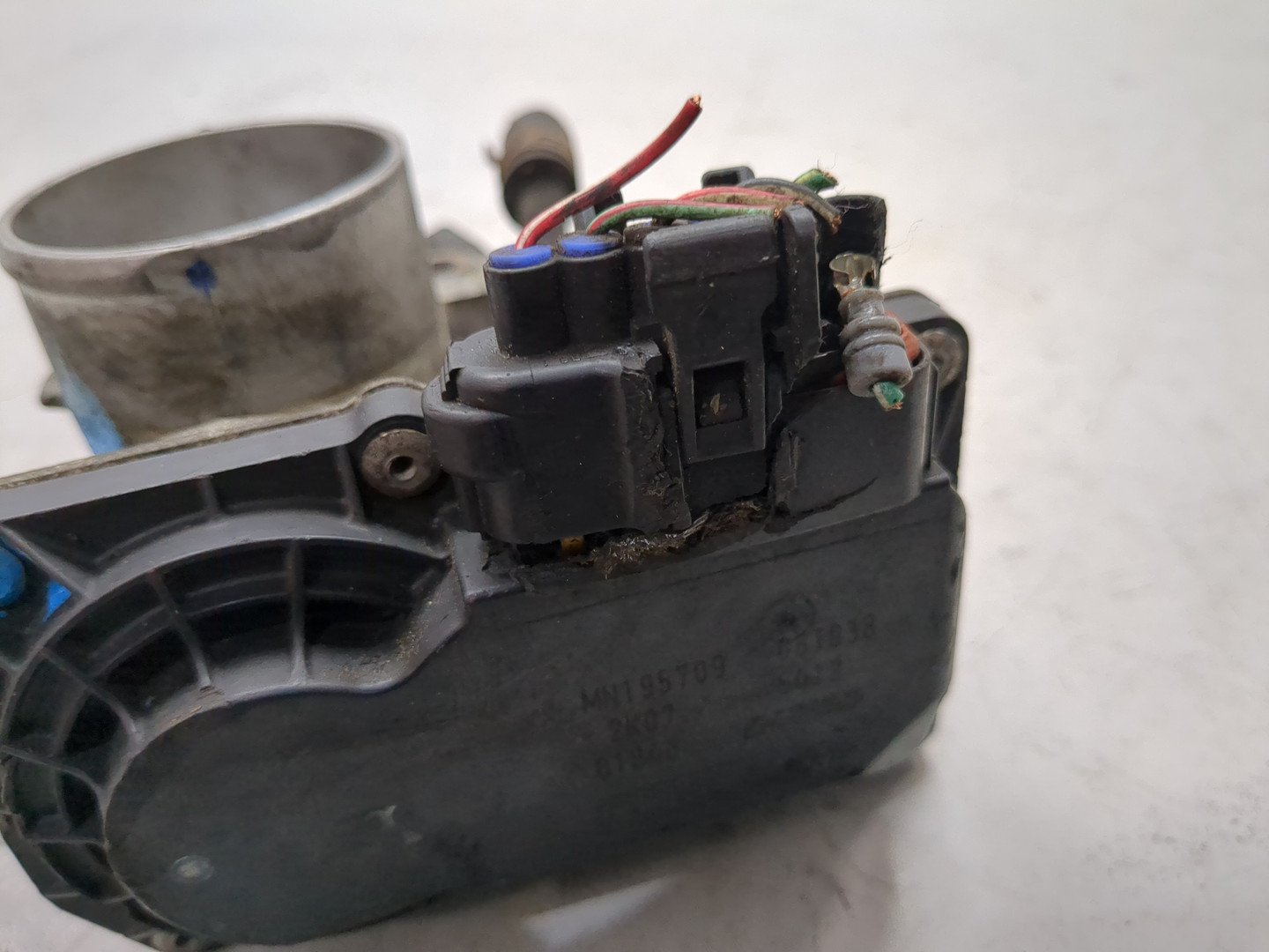 Заслонка дроссельная электрическая