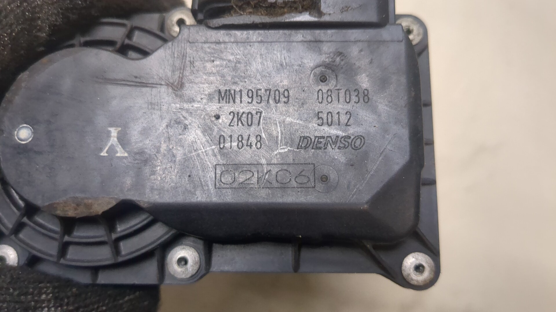 Заслонка дроссельная электрическая