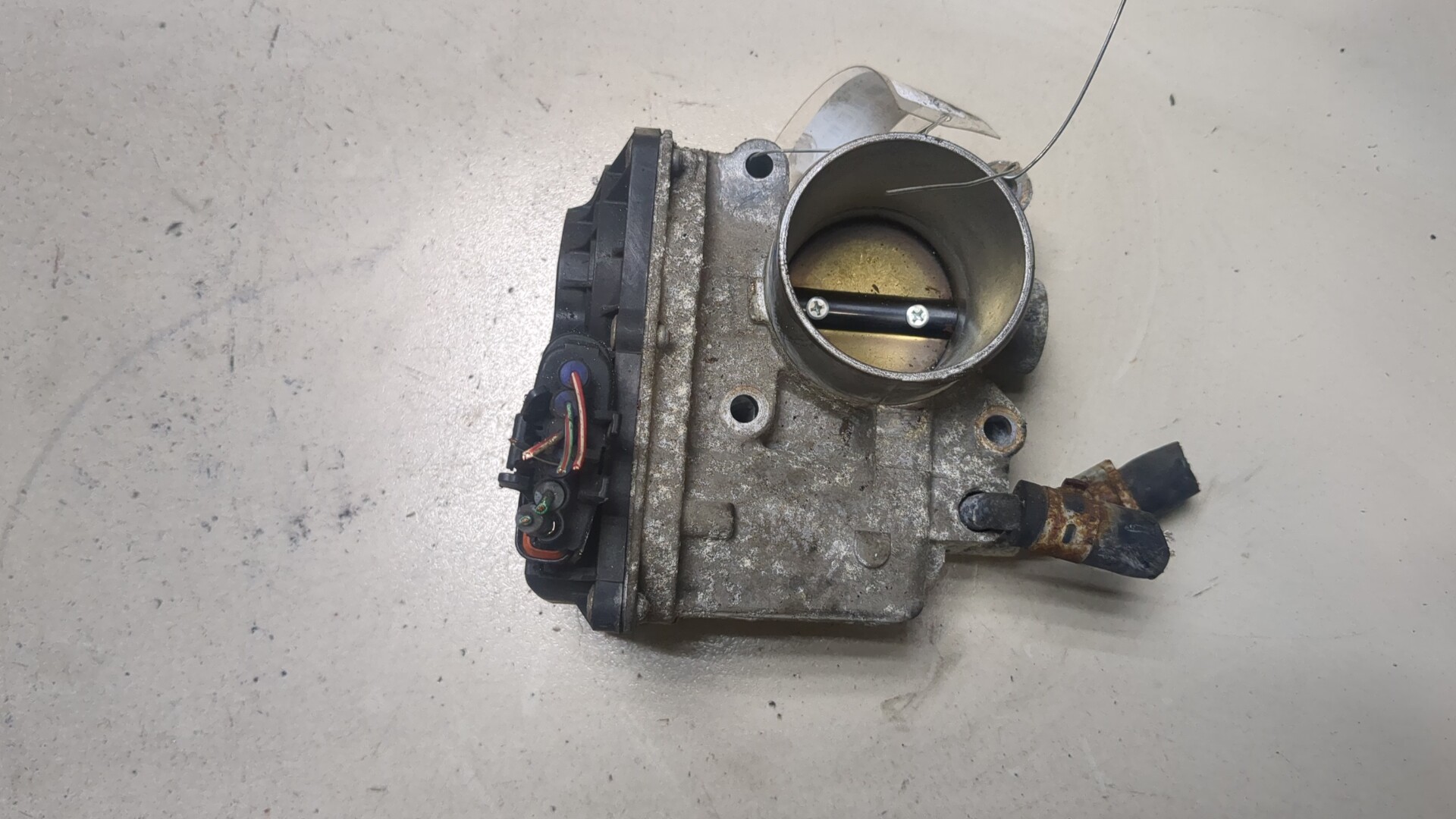 Заслонка дроссельная электрическая