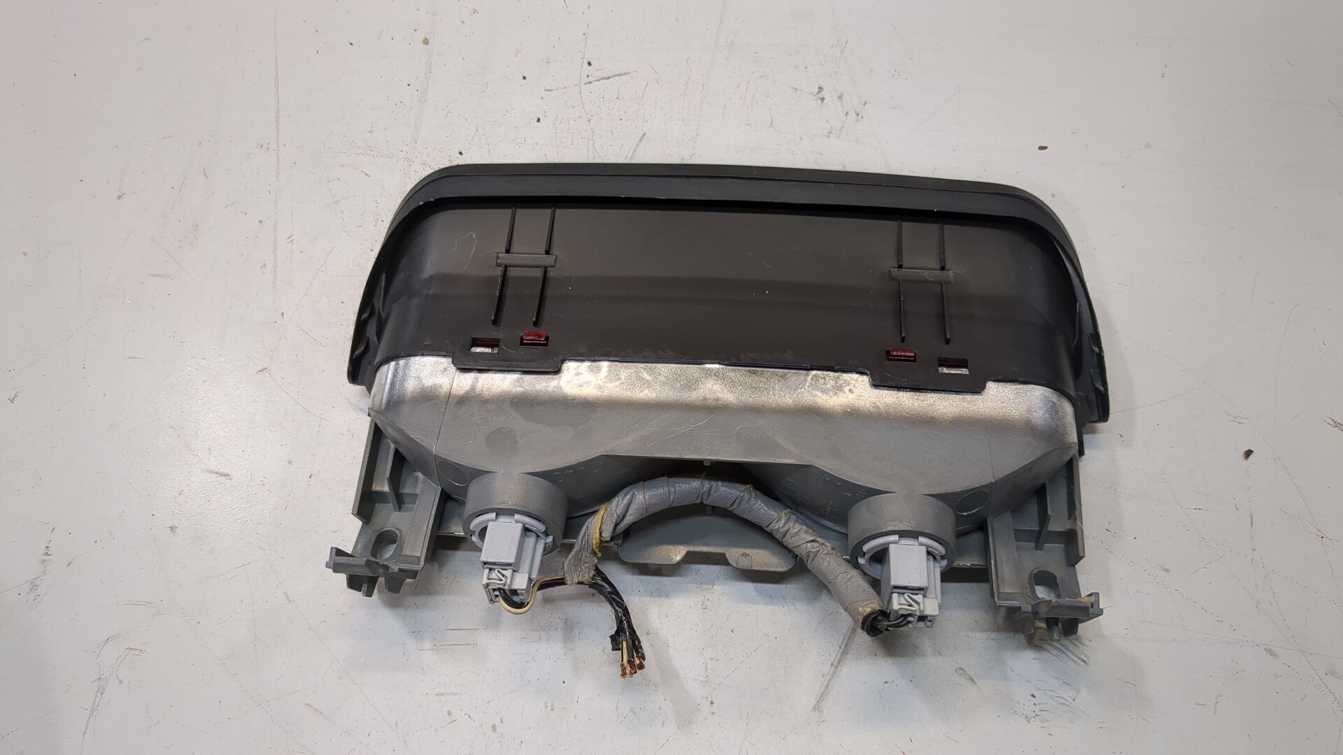 Фонарь задний (стоп сигнал)