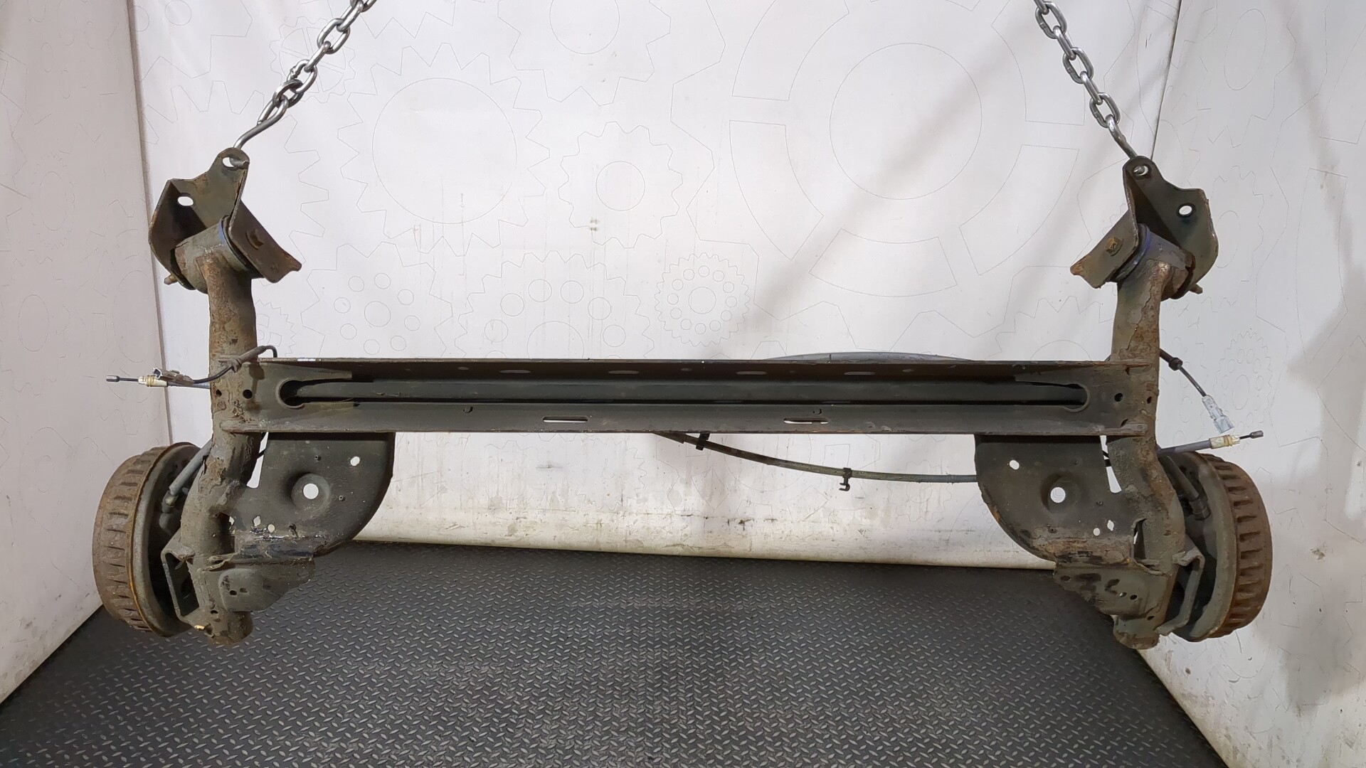 Балка задняя