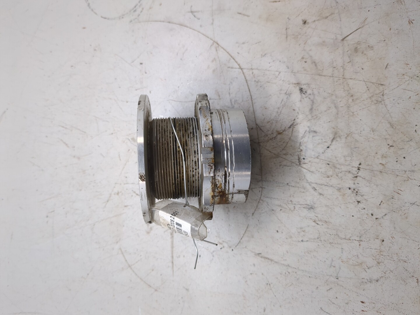 Амортизатор передний левый