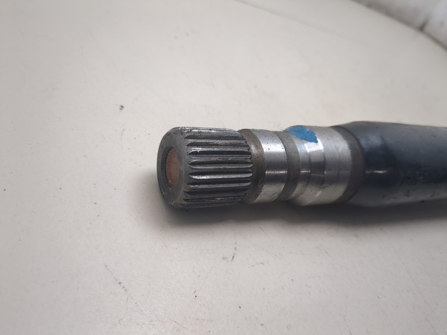 Полуось передняя правая