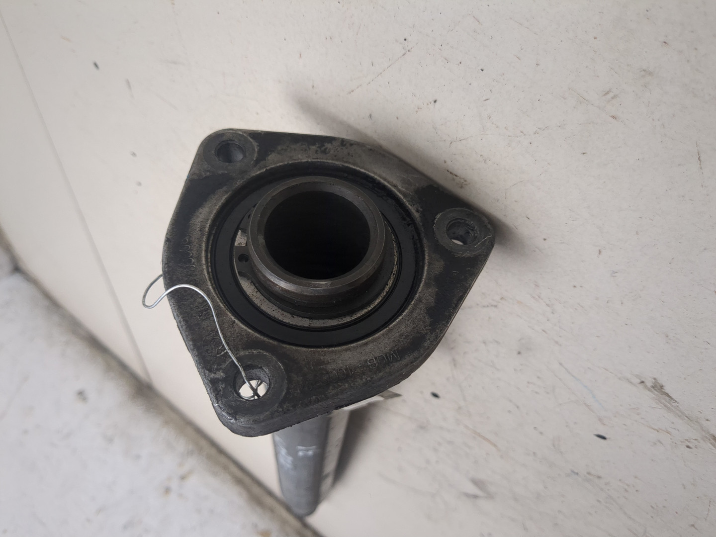 Полуось передняя правая