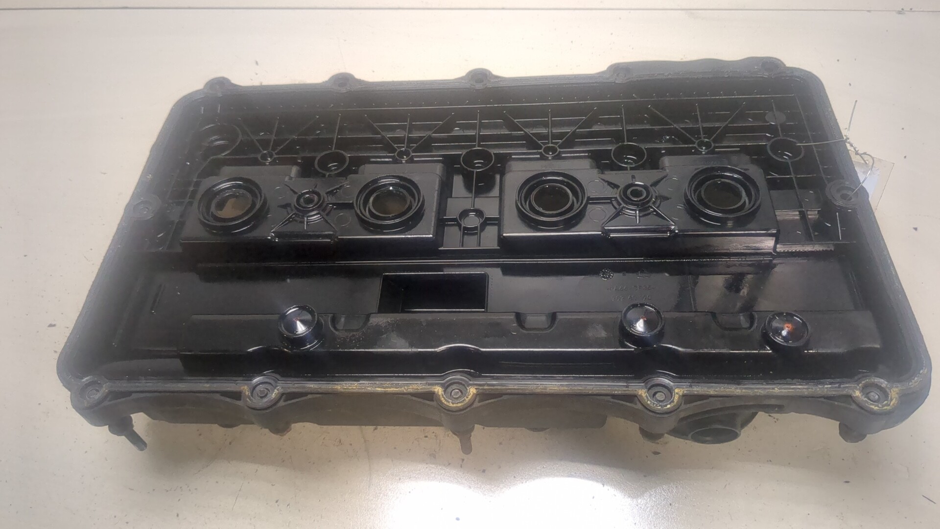 Крышка клапанная ГБЦ