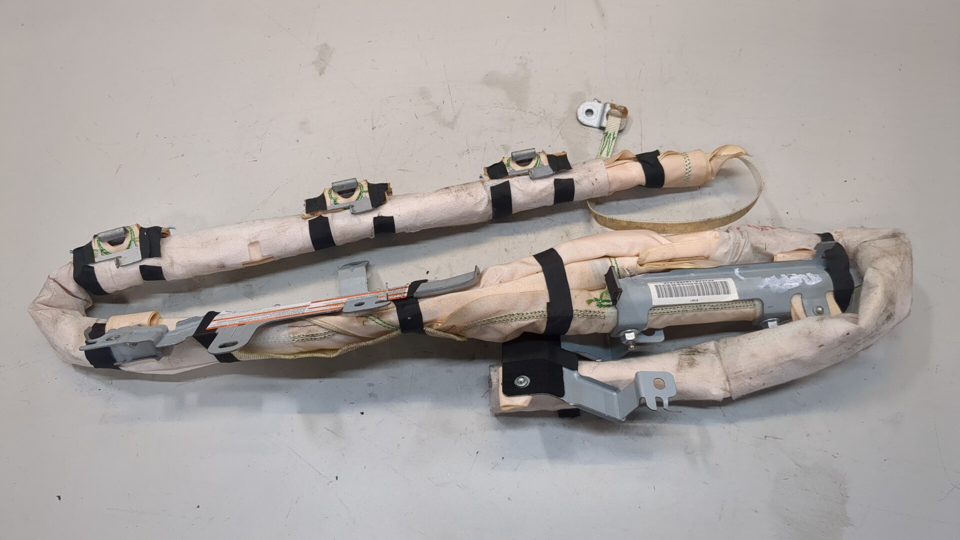 Подушка безопасности боковая (шторка)