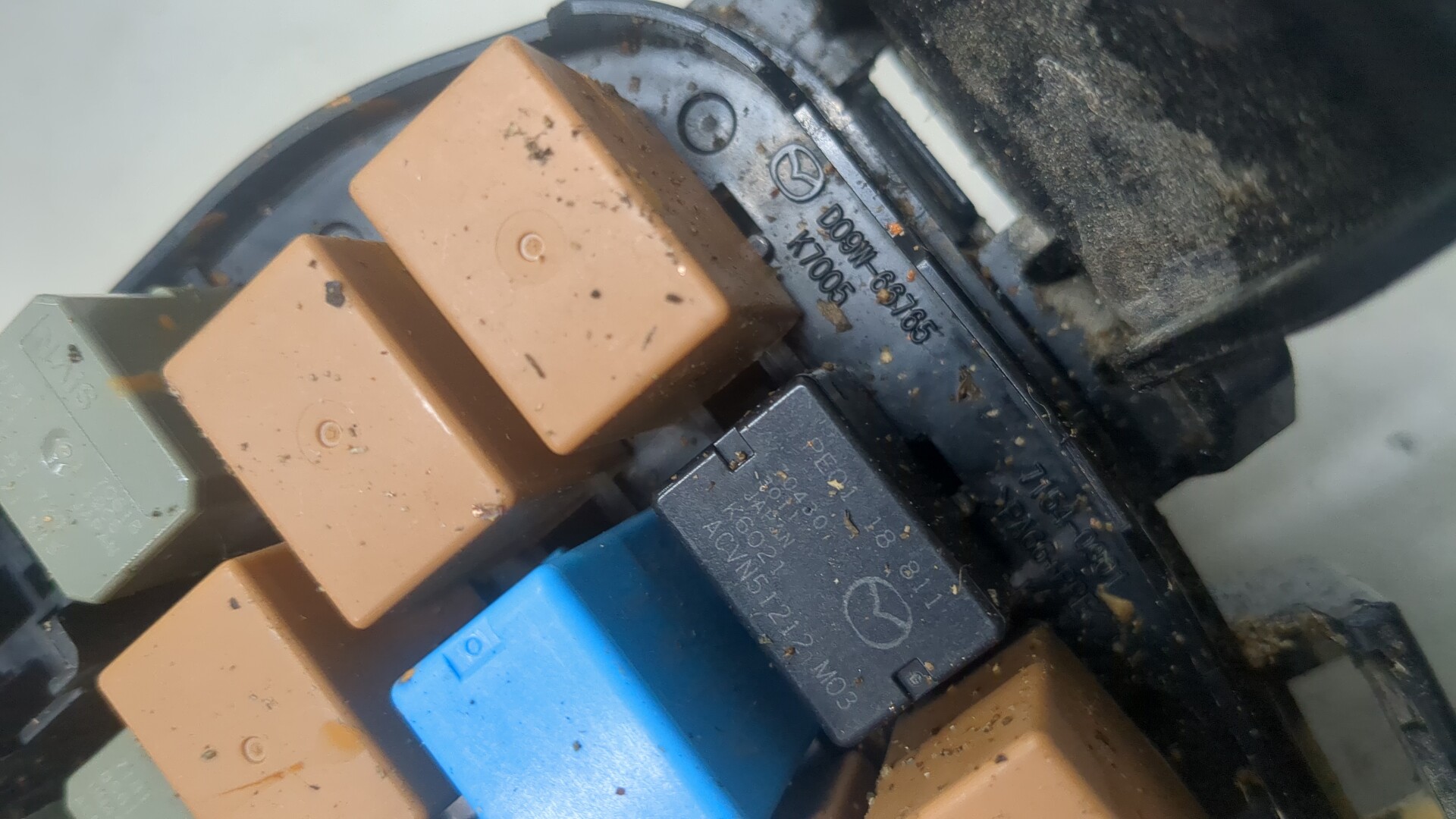 Блок предохранителей