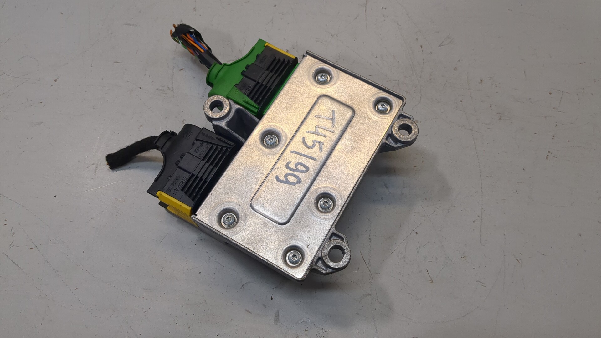 Блок управления подушек безопасности (AIR BAG)