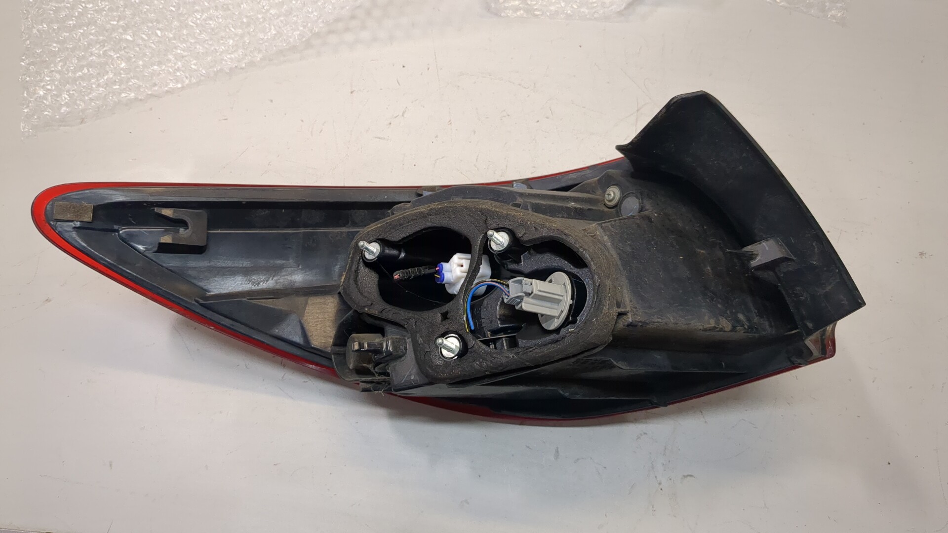 Фонарь задний правый