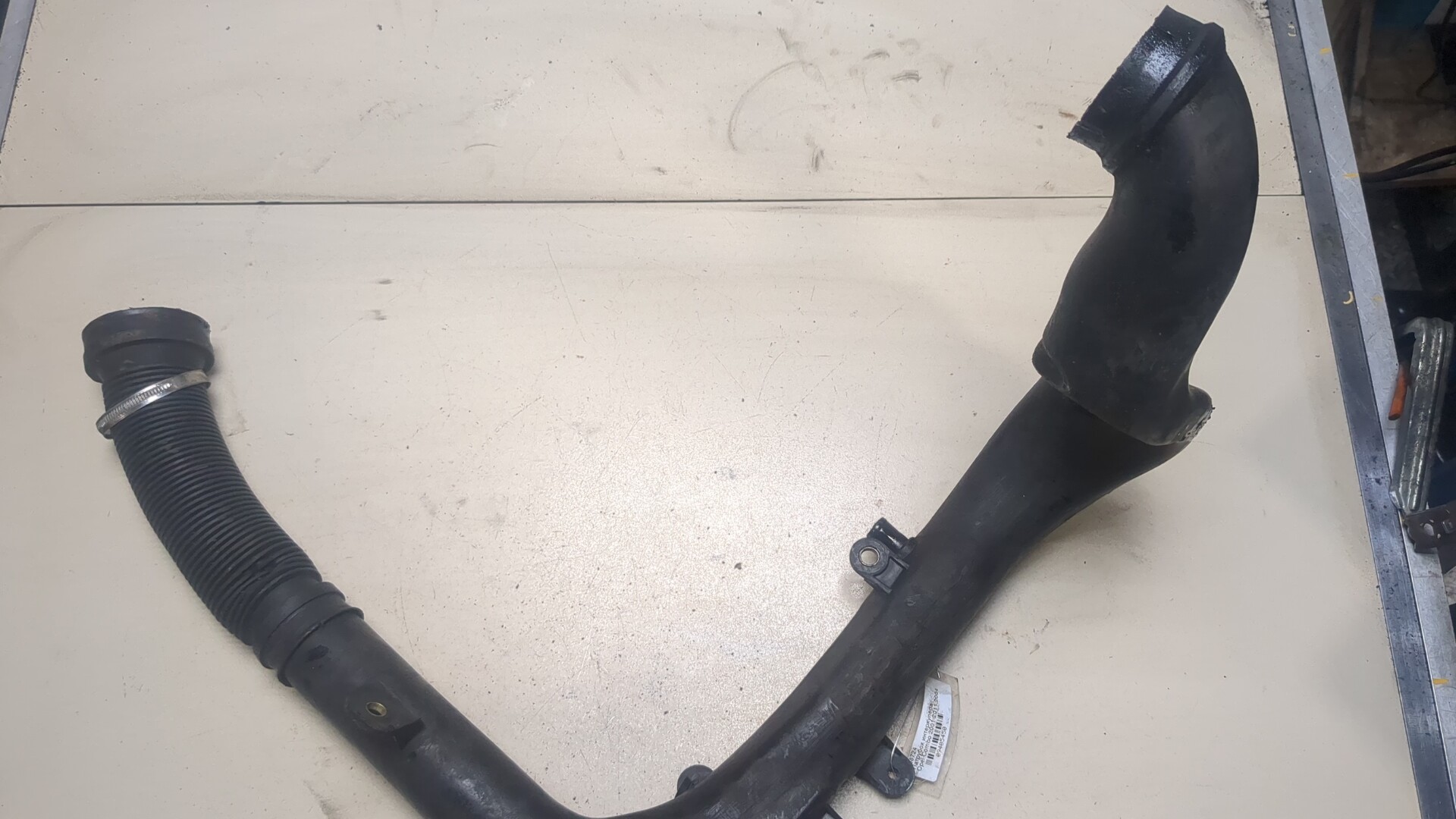 Патрубок интеркулера