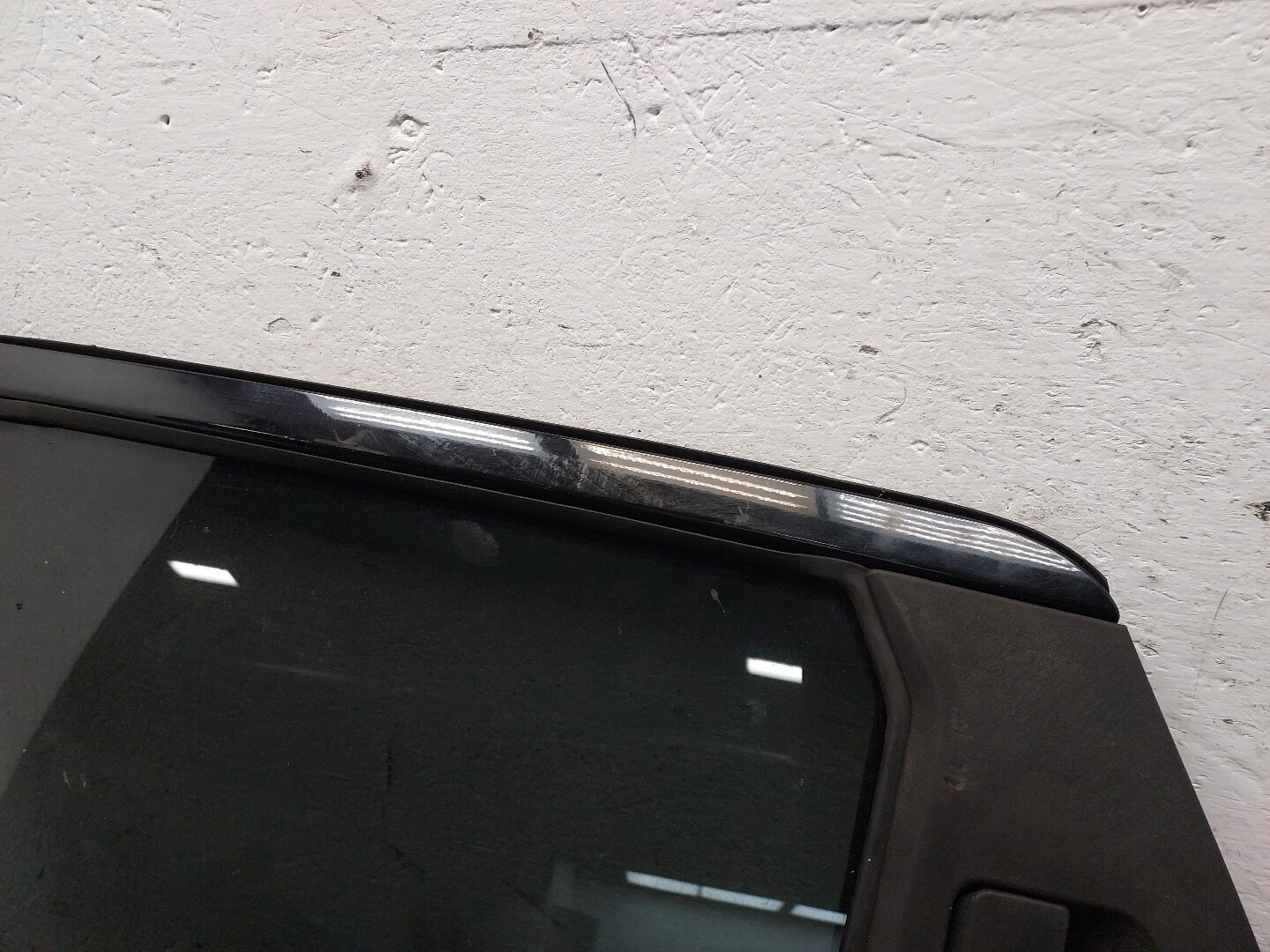 Дверь задняя левая