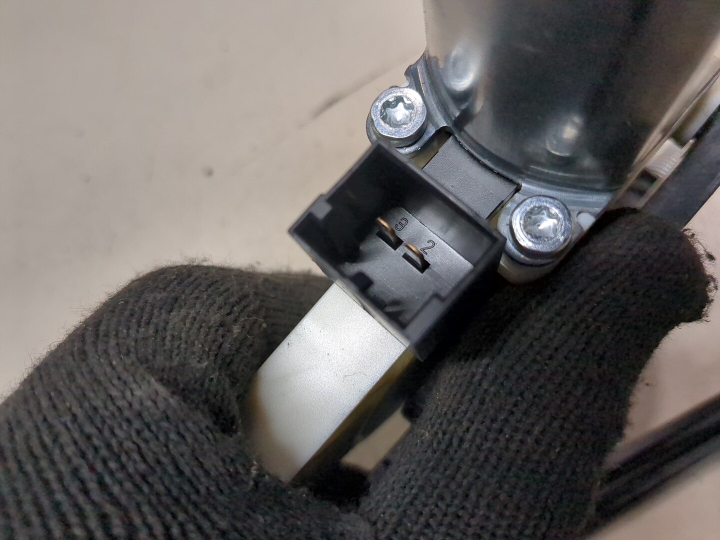 Стеклоподъемник электр. передний правый