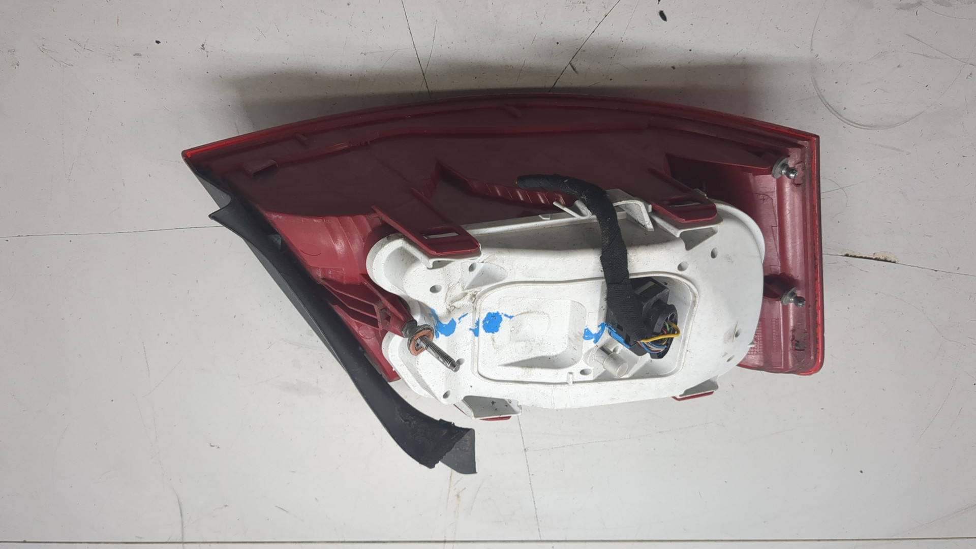 Фонарь задний правый