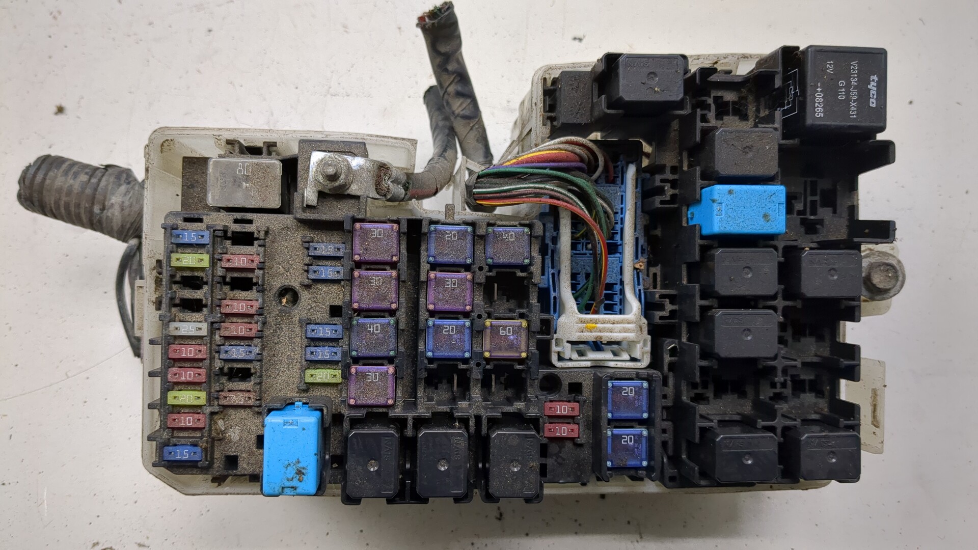 Блок предохранителей