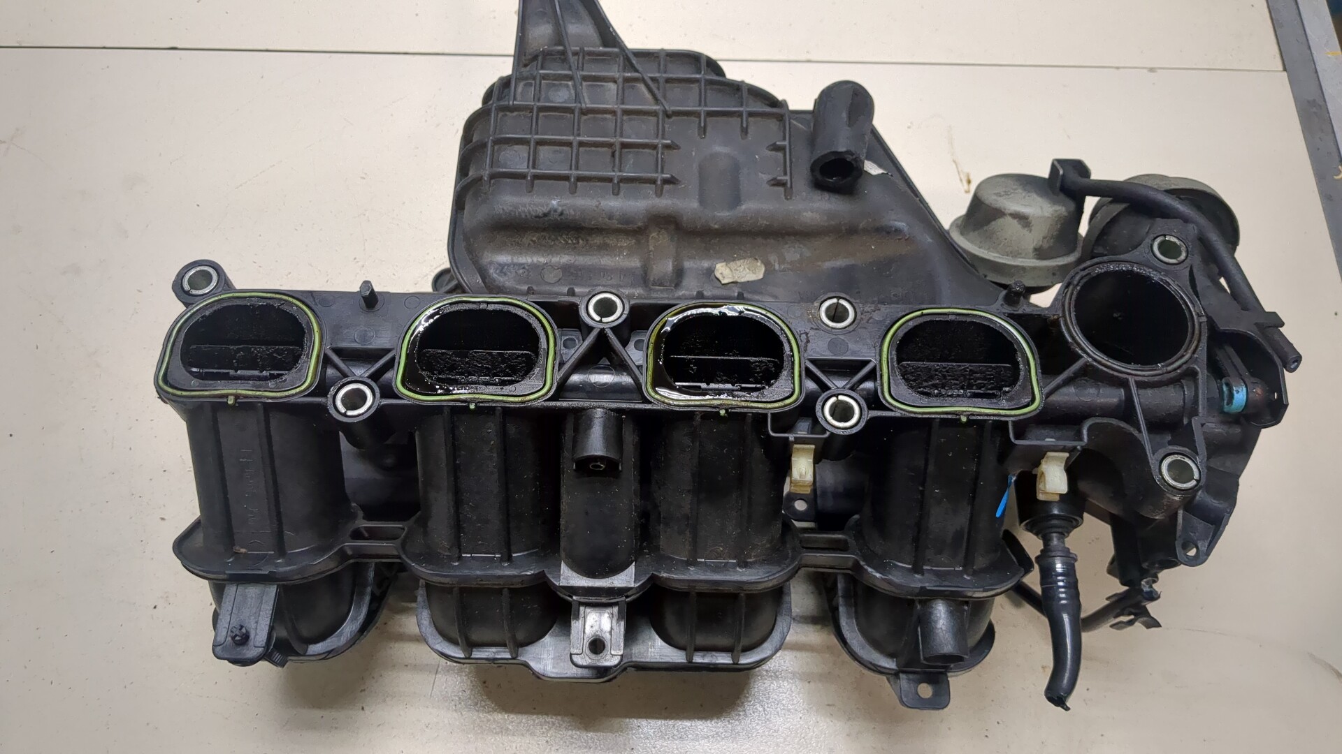 Коллектор впускной