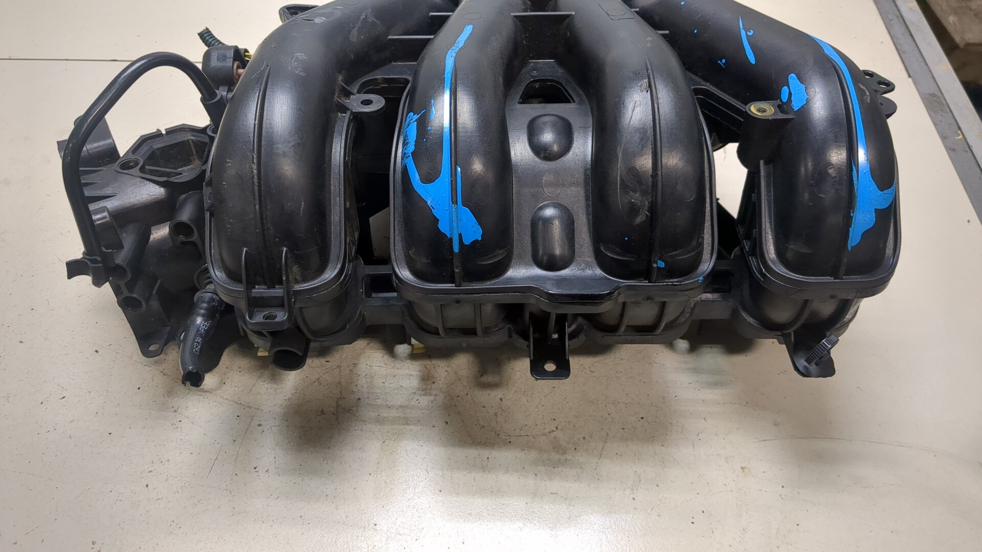 Коллектор впускной