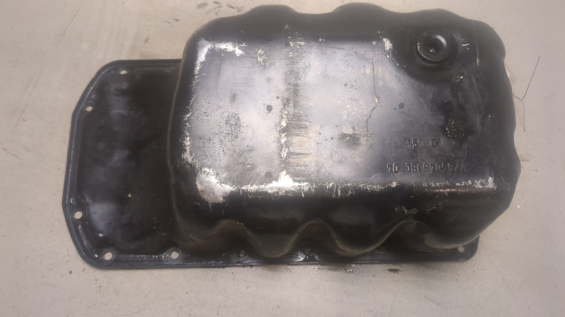 Поддон масляный двигателя (картер)